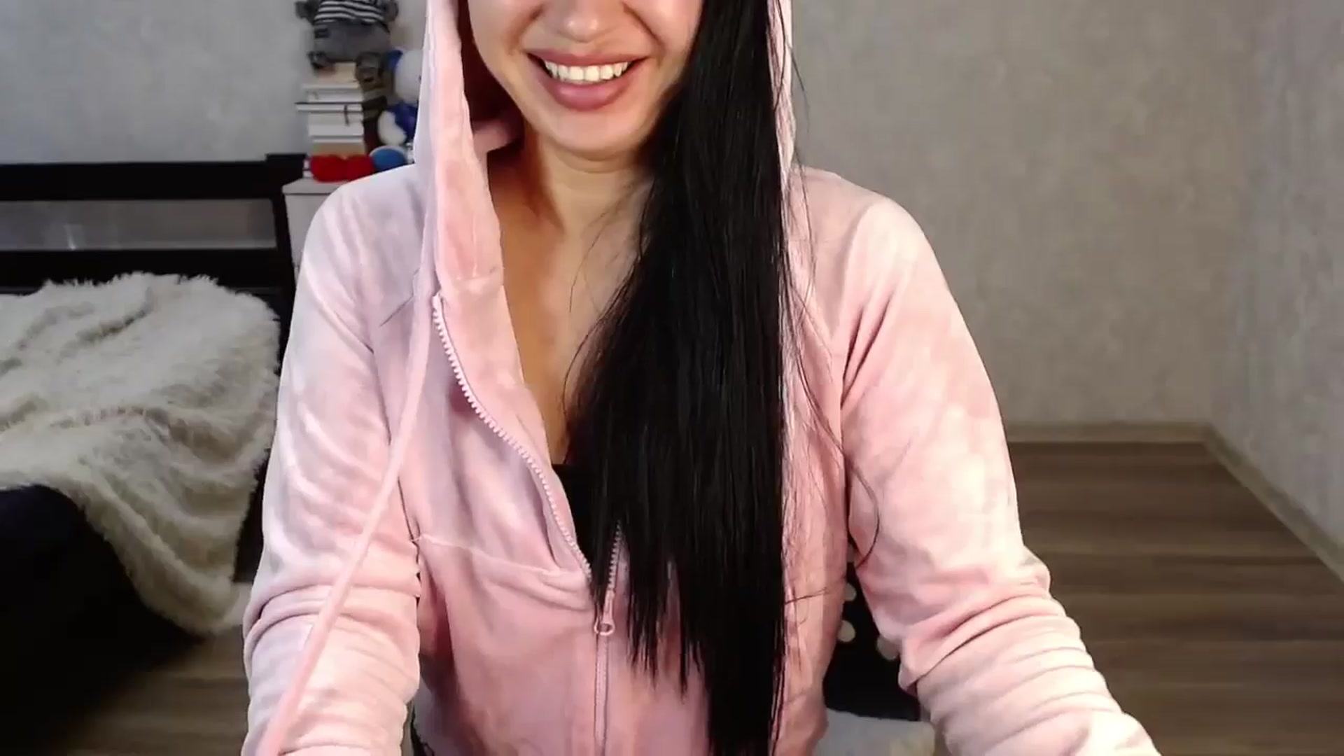 Gallery image thumbnail from SaintNicole's myfreecams stream on, 06/29/2024, 15:03 image 5 of 20