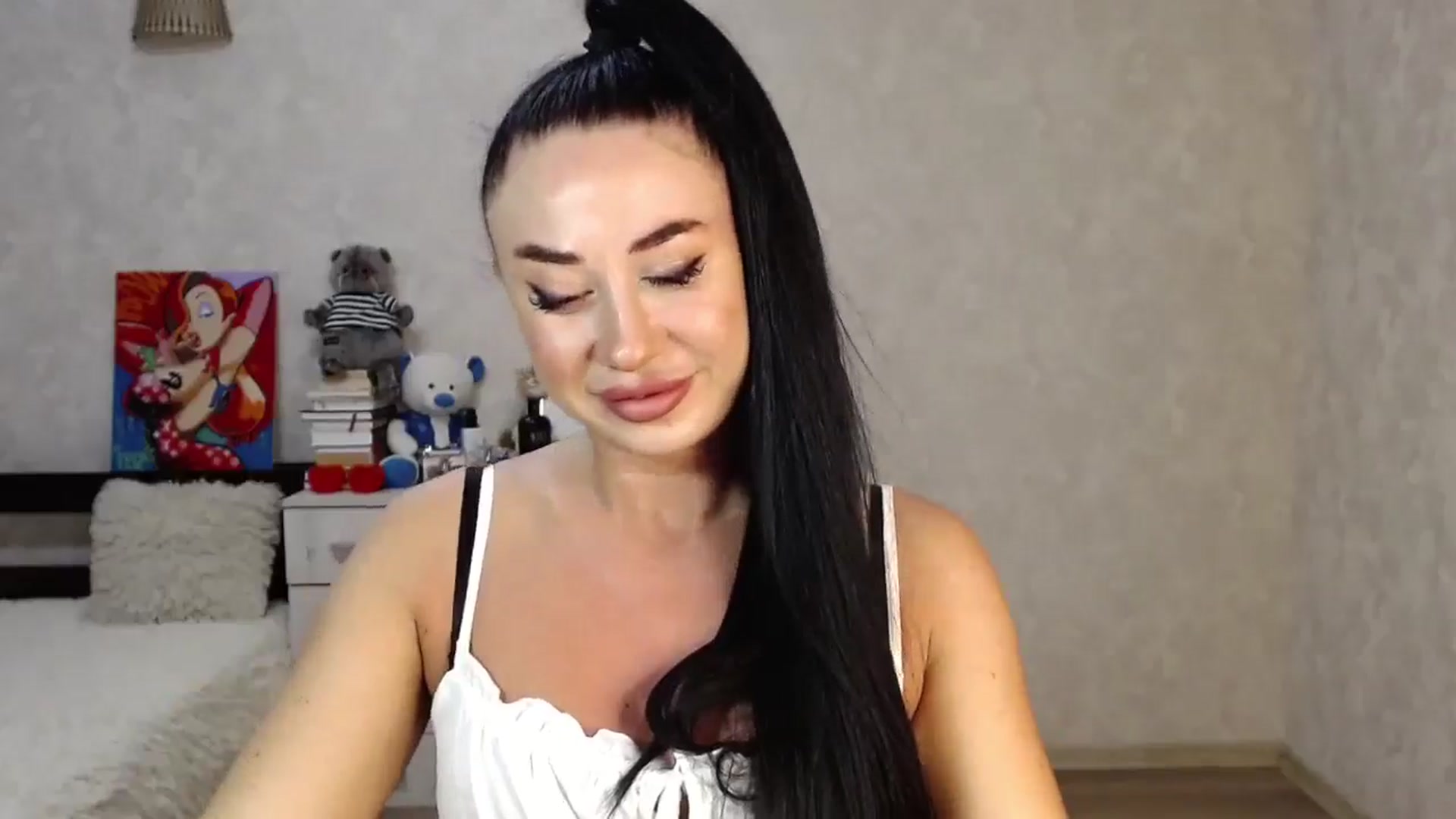 Gallery image thumbnail from SaintNicole's myfreecams stream on, 07/06/2024, 17:03 image 4 of 20