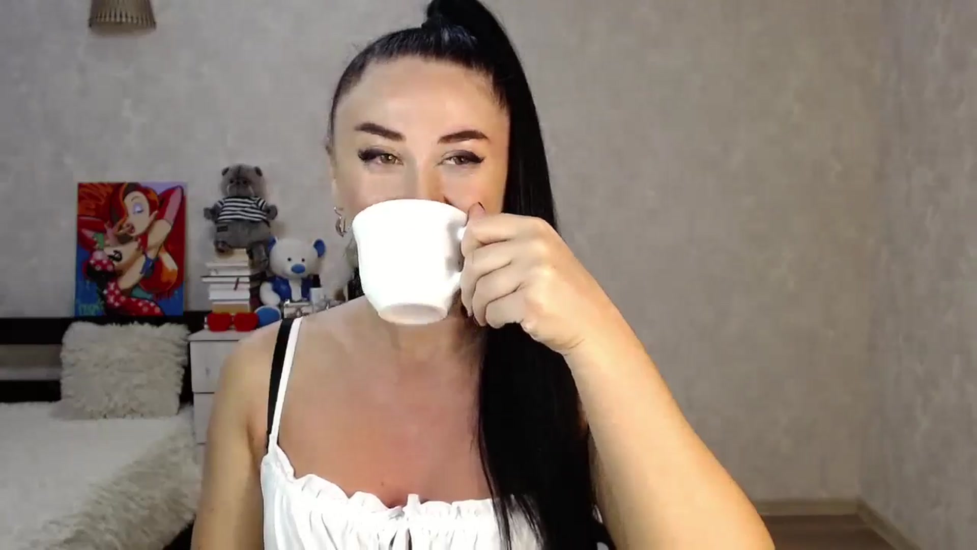 Gallery image thumbnail from SaintNicole's myfreecams stream on, 07/06/2024, 17:03 image 3 of 20