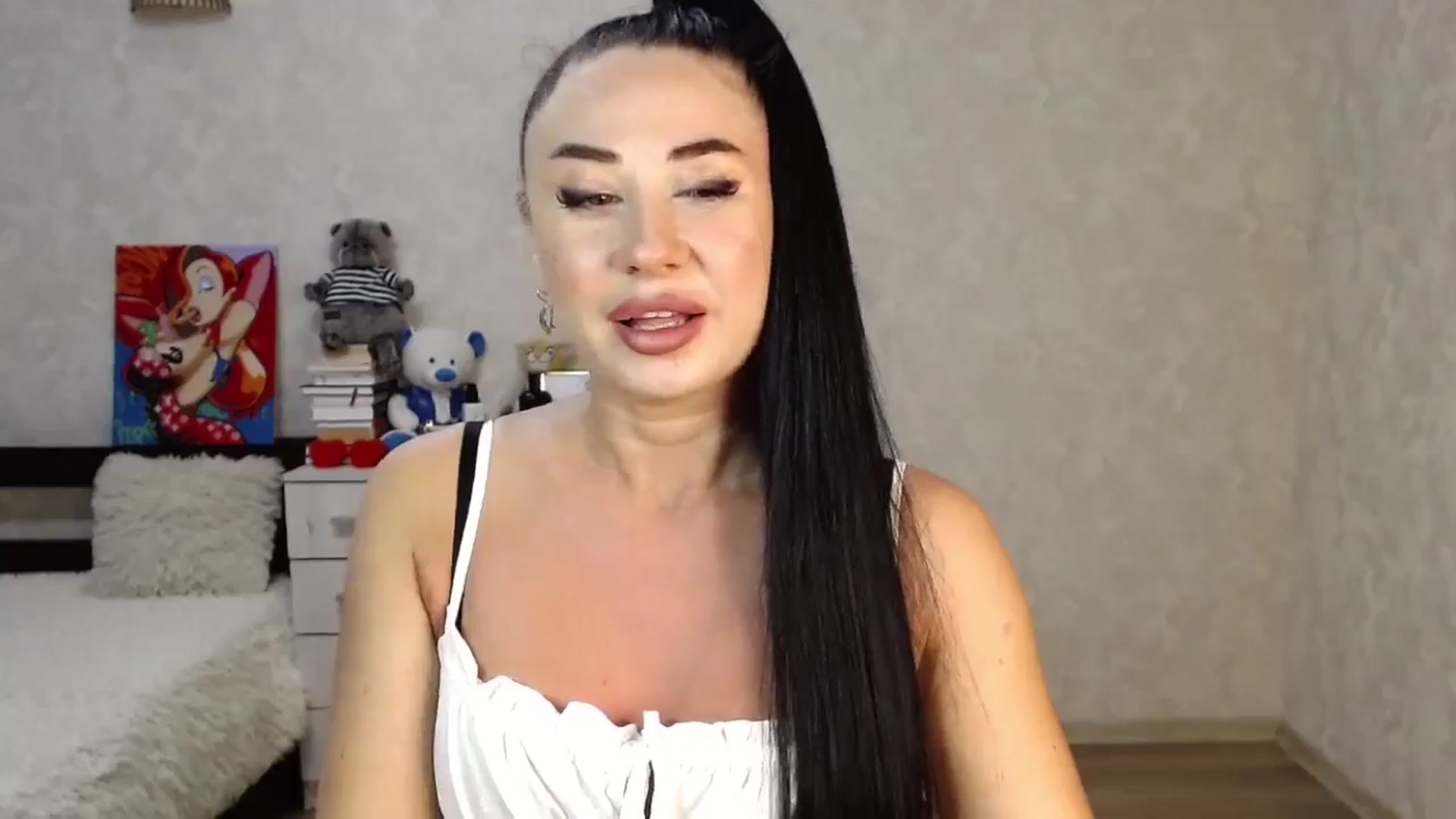 Gallery image thumbnail from SaintNicole's myfreecams stream on, 07/06/2024, 17:03 image 6 of 20