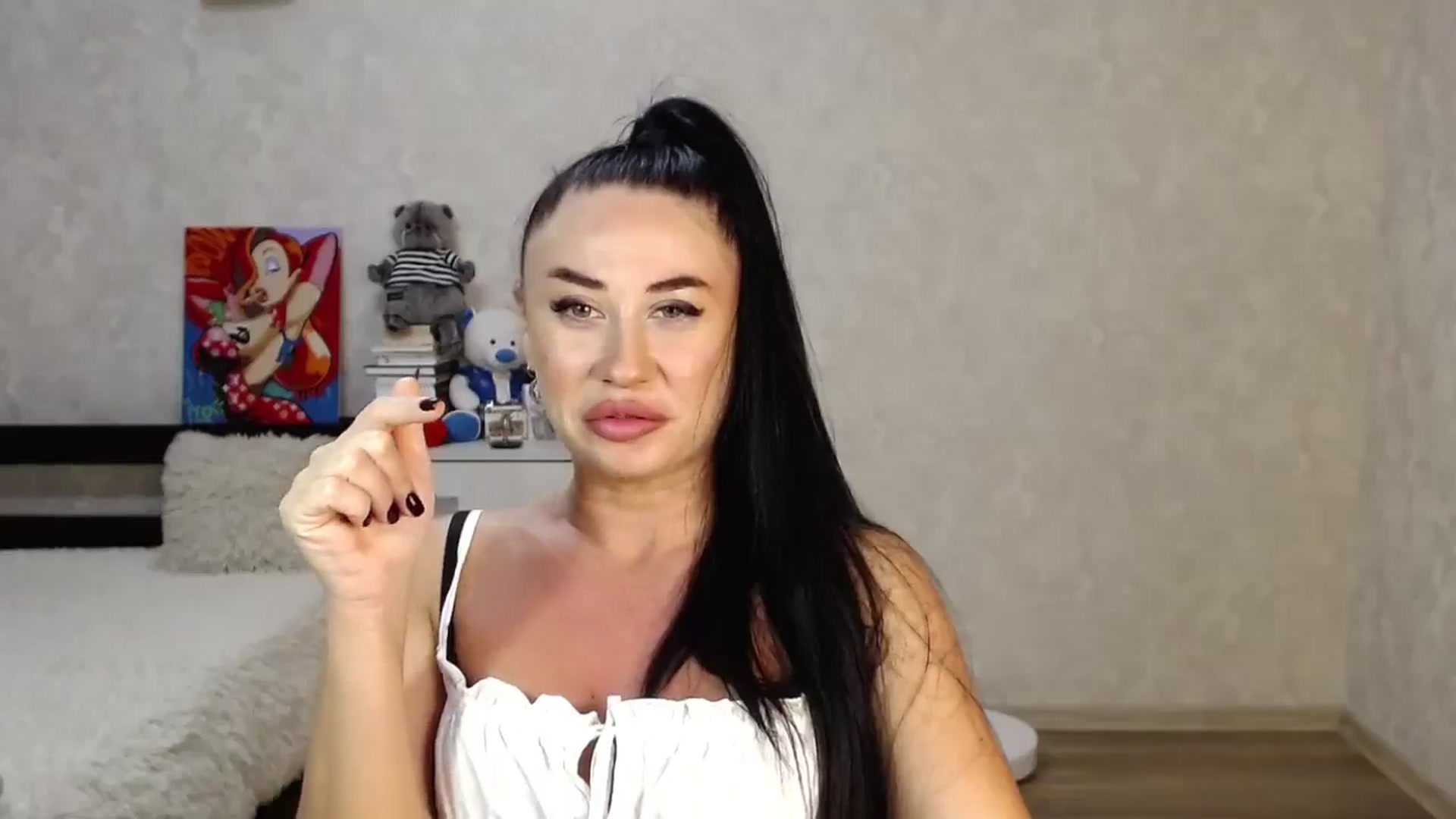 Gallery image thumbnail from SaintNicole's myfreecams stream on, 07/06/2024, 18:27 image 5 of 20