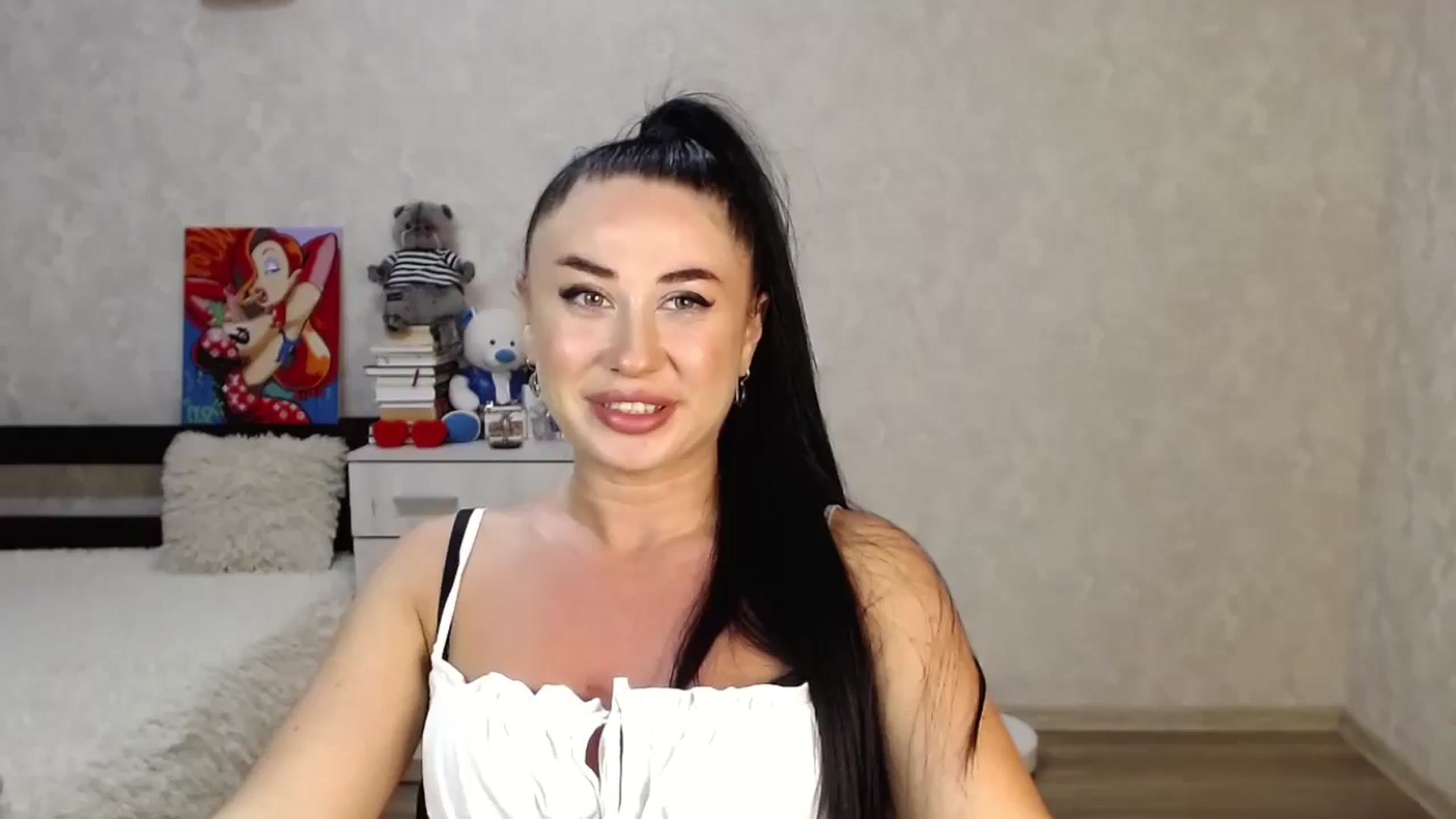 Gallery image thumbnail from SaintNicole's myfreecams stream on, 07/06/2024, 18:27 image 1 of 20