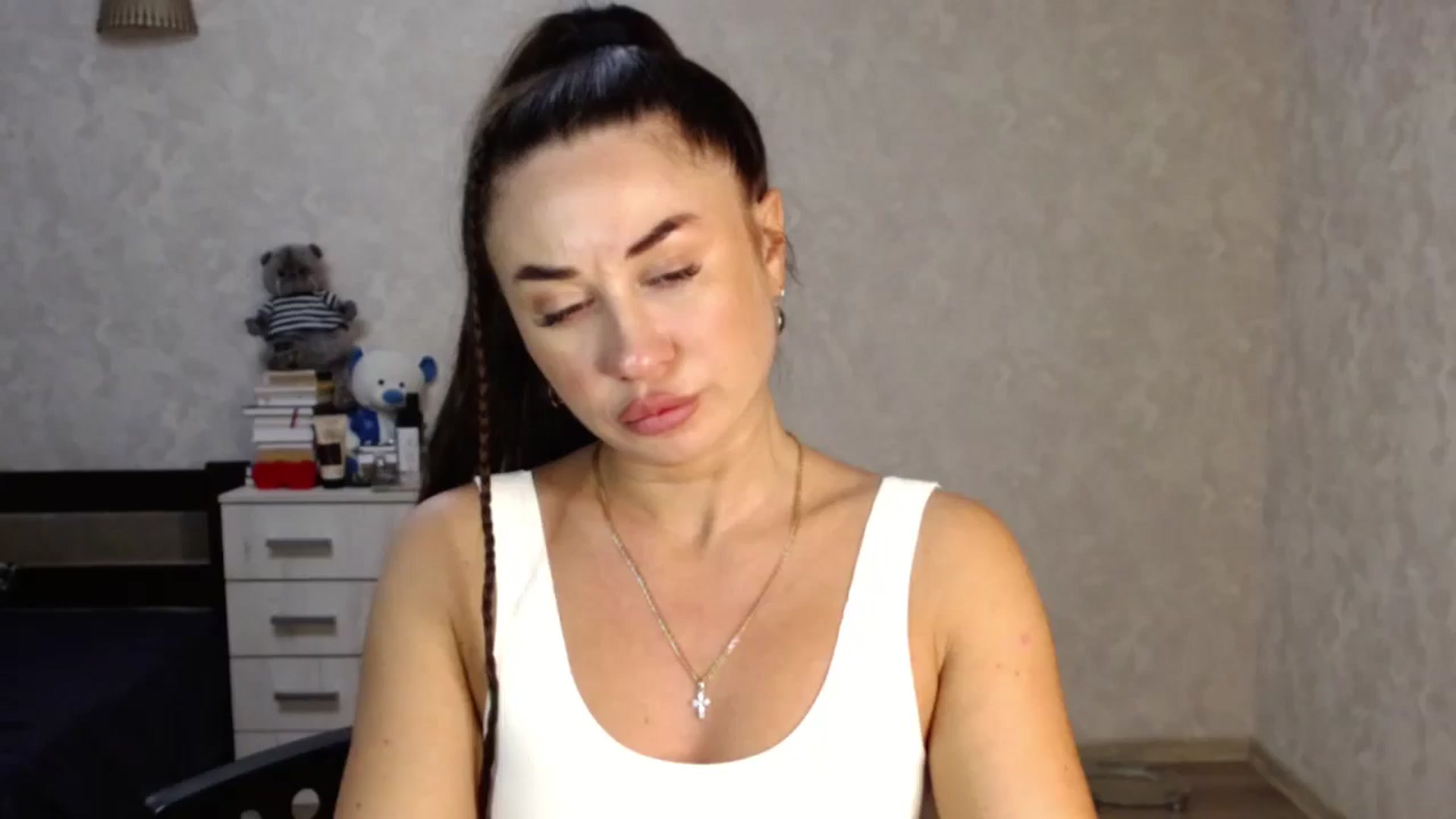 Gallery image thumbnail from SaintNicole's myfreecams stream on, 08/07/2024, 20:08 image 7 of 20