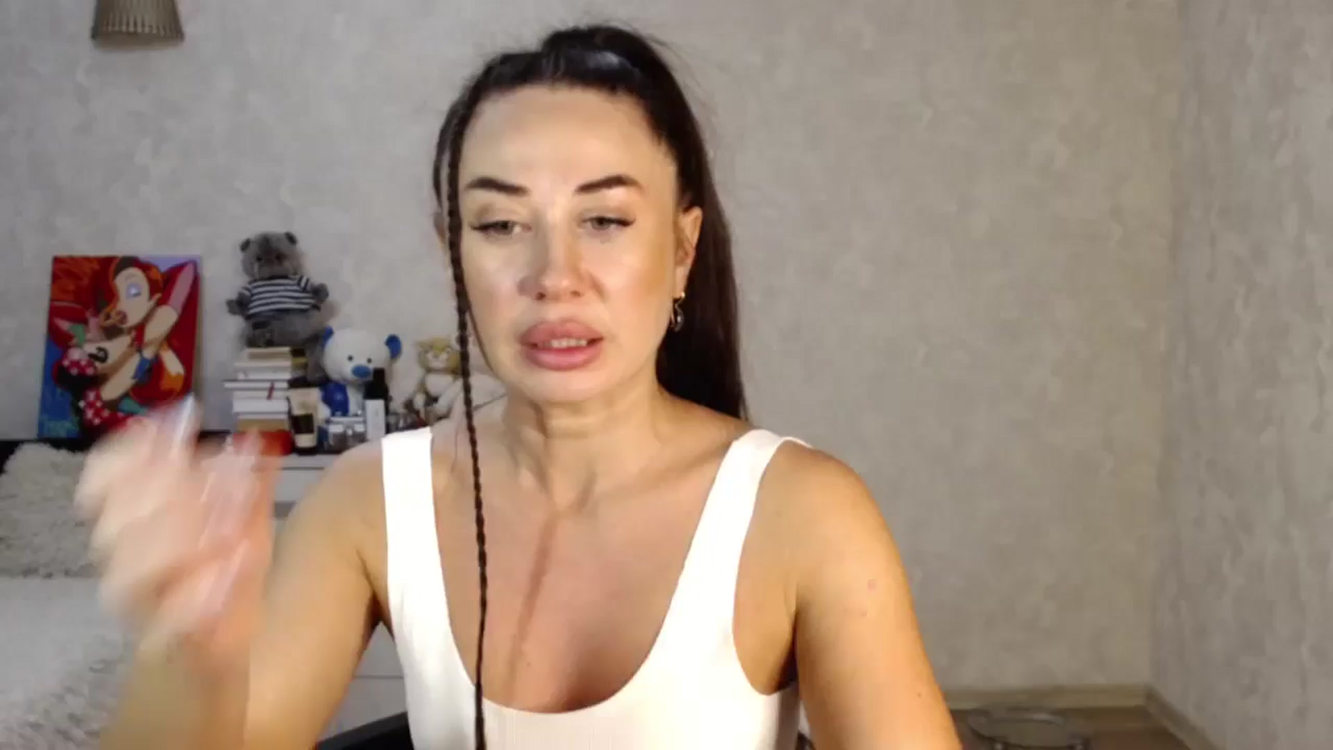 Gallery image thumbnail from SaintNicole's myfreecams stream on, 08/07/2024, 20:08 image 18 of 20