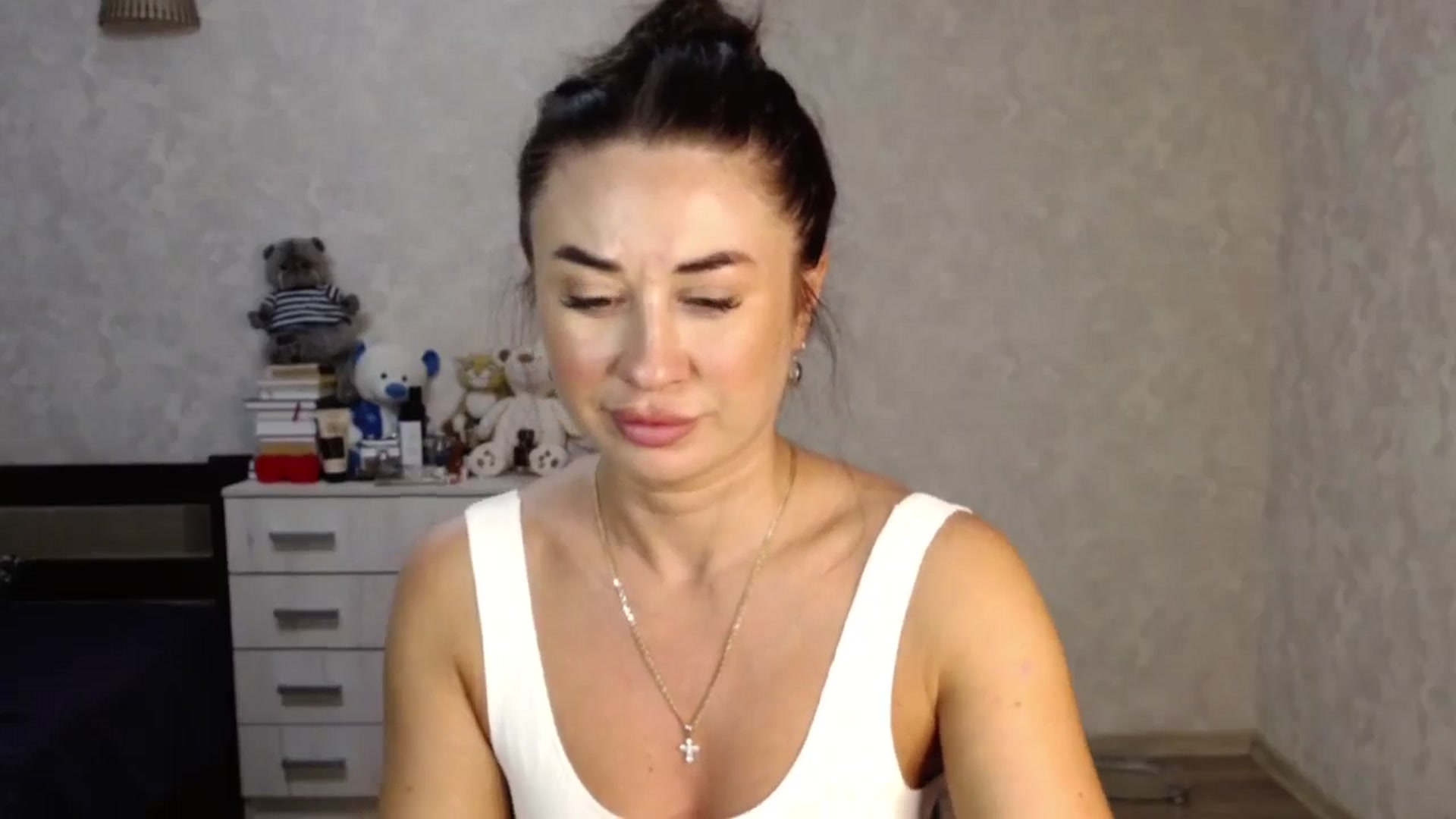 Gallery image thumbnail from SaintNicole's myfreecams stream on, 08/07/2024, 20:08 image 2 of 20