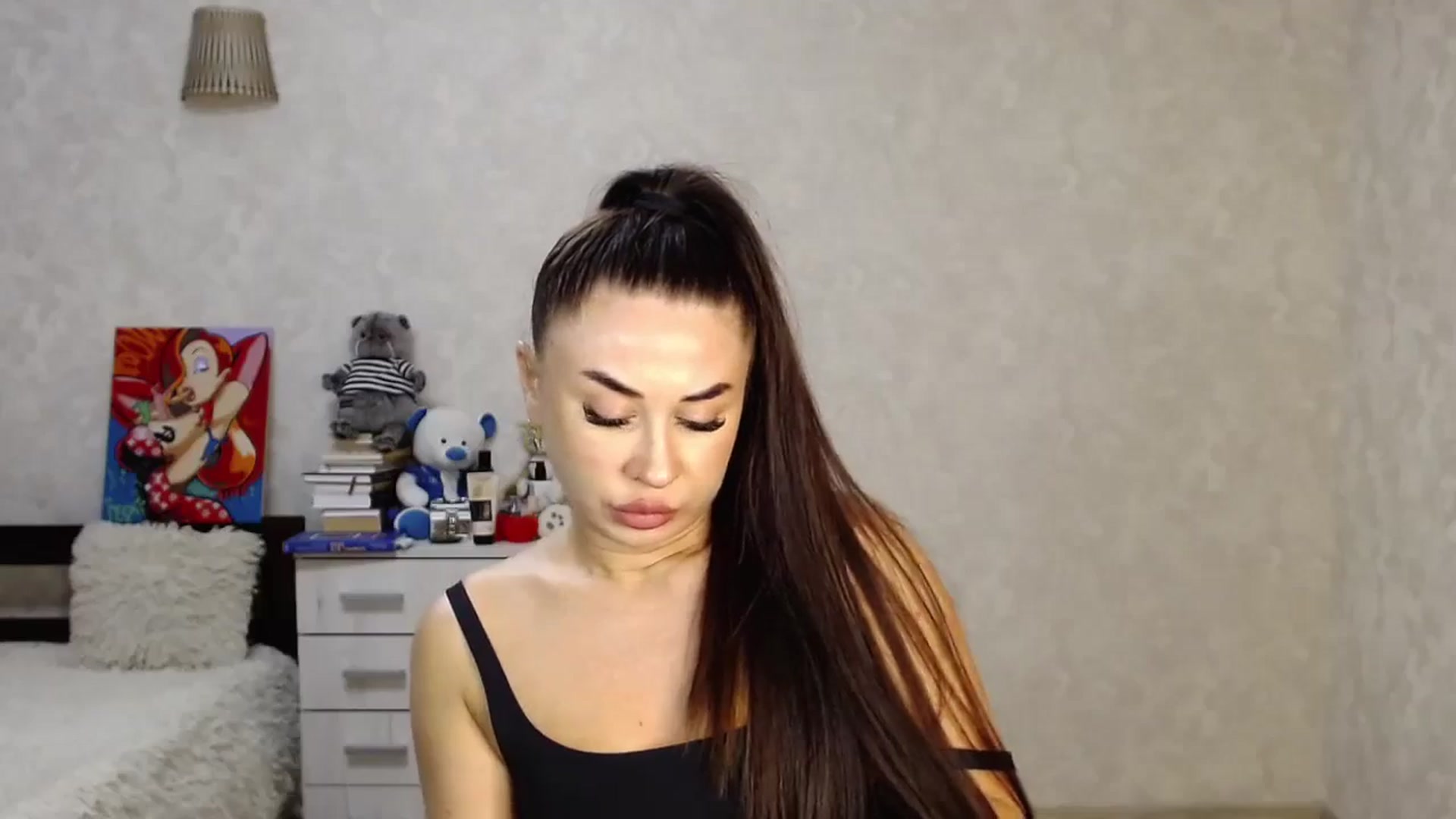 Gallery image thumbnail from SaintNicole's myfreecams stream on, 08/21/2024, 22:11 image 6 of 20