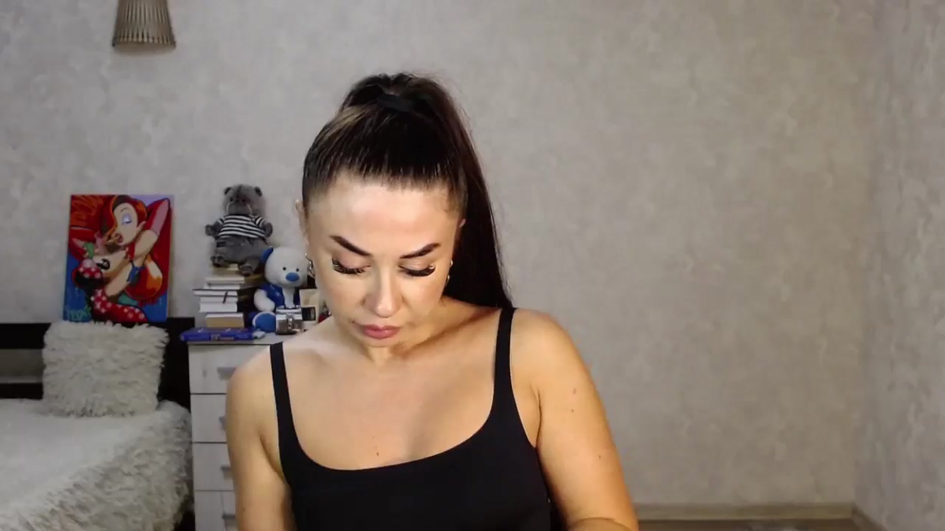 Gallery image thumbnail from SaintNicole's myfreecams stream on, 08/21/2024, 22:11 image 12 of 20