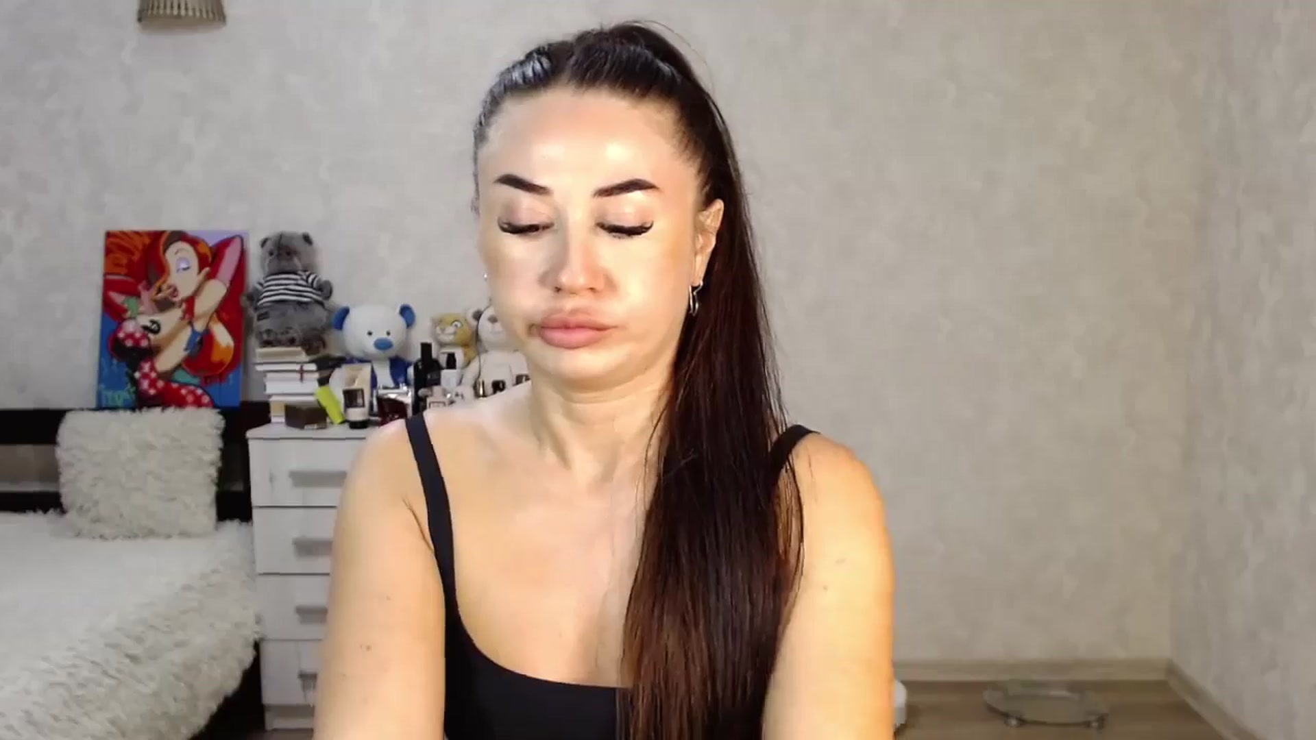 Gallery image thumbnail from SaintNicole's myfreecams stream on, 09/09/2024, 16:56 image 17 of 20
