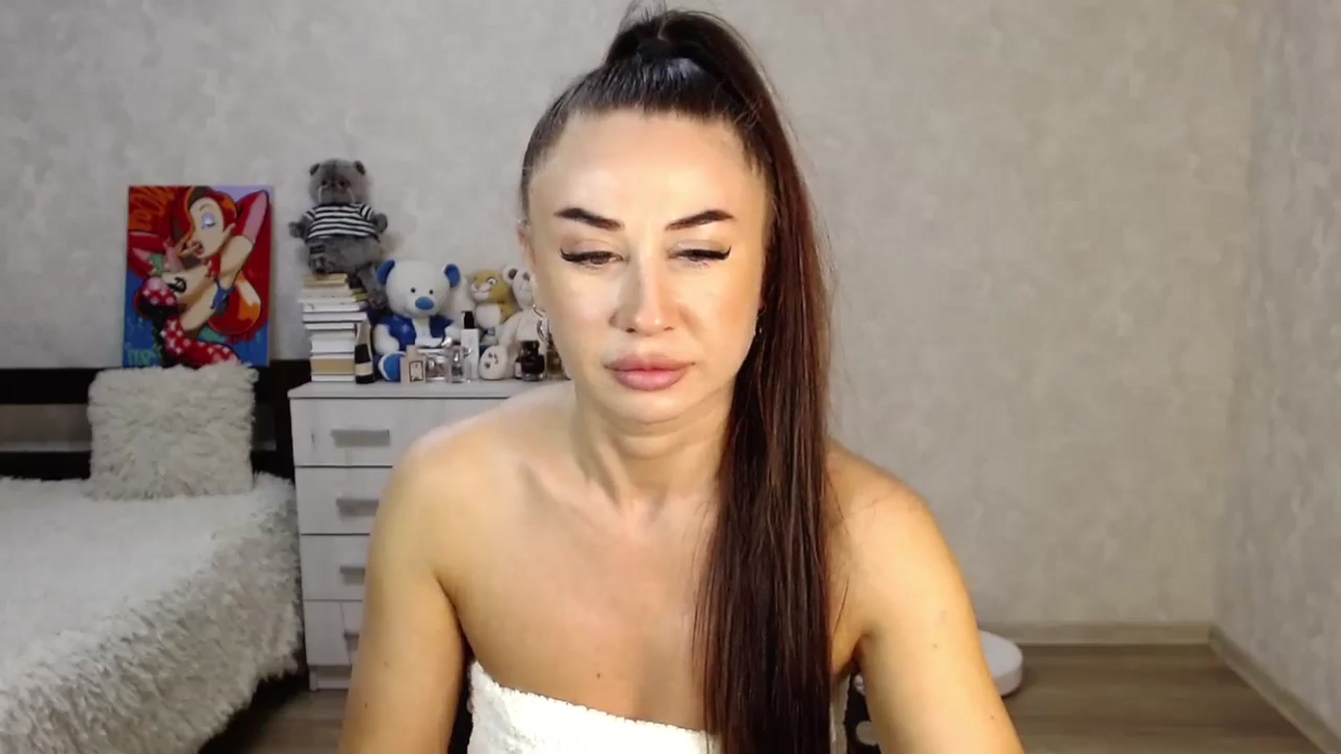 Gallery image thumbnail from SaintNicole's myfreecams stream on, 10/03/2024, 18:31 image 12 of 20
