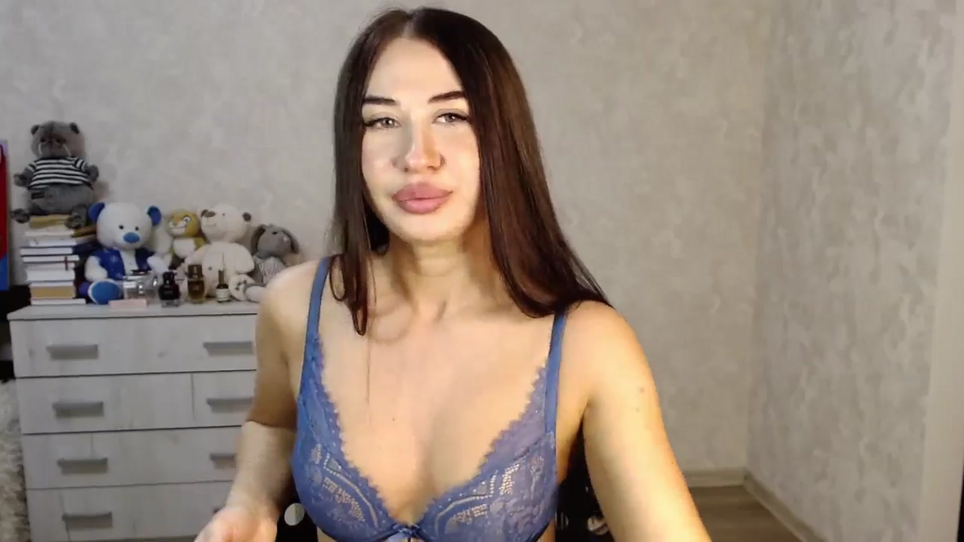 Gallery image thumbnail from SaintNicole's myfreecams stream on, 10/30/2024, 19:29 image 12 of 20
