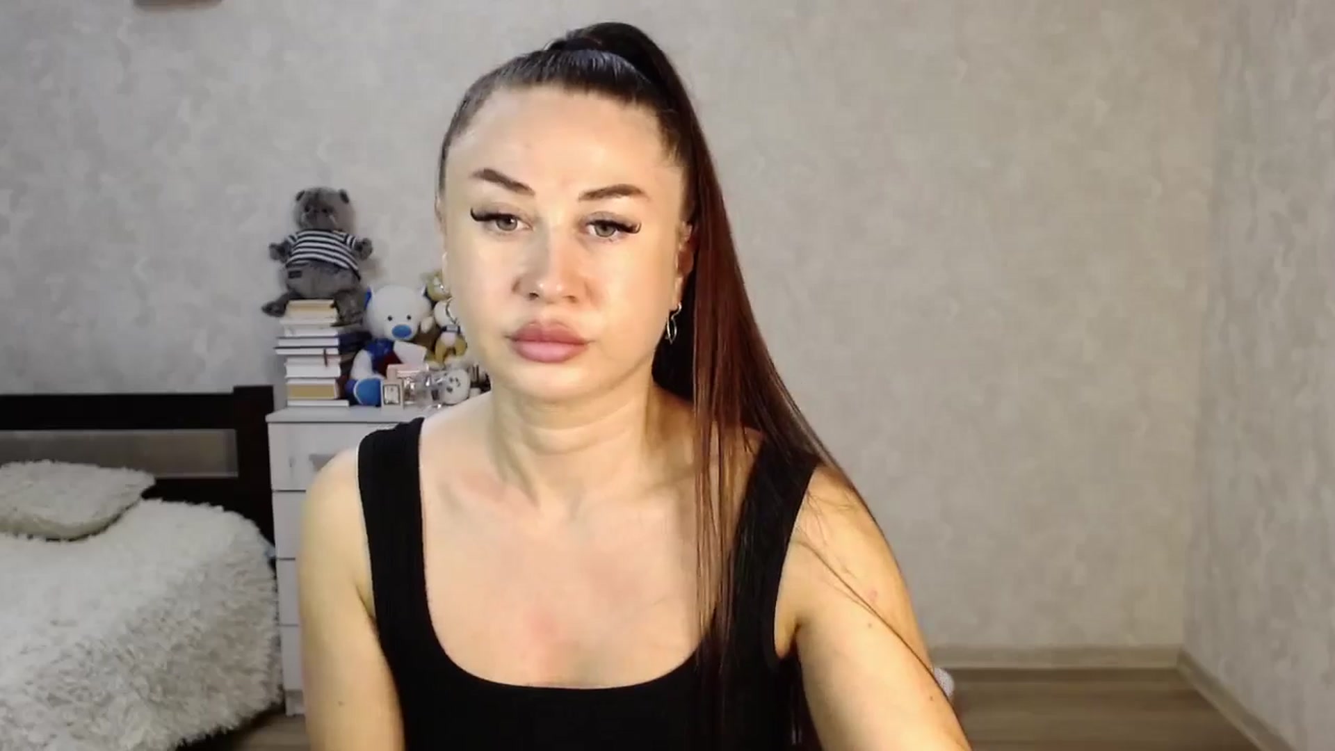 Gallery image thumbnail from SaintNicole's myfreecams stream on, 11/16/2024, 19:13 image 18 of 20