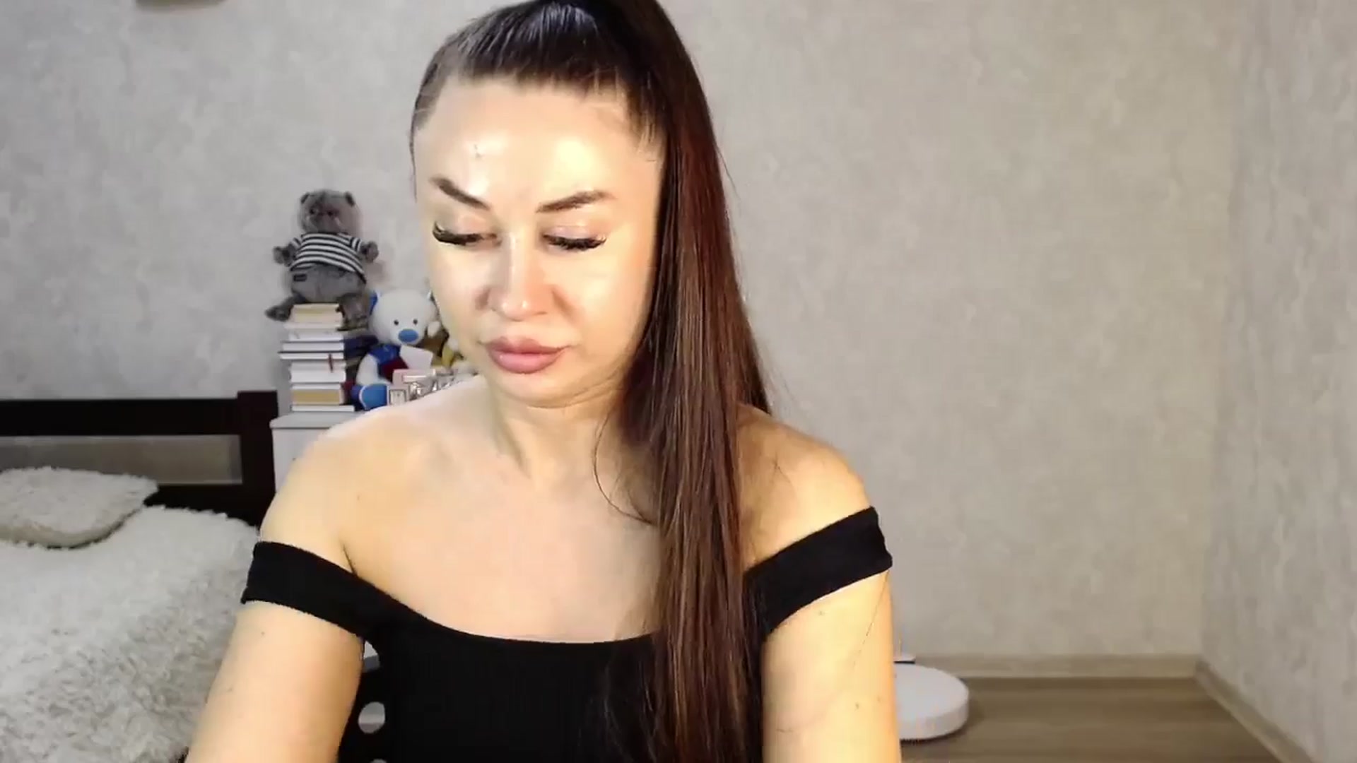 Gallery image thumbnail from SaintNicole's myfreecams stream on, 11/16/2024, 20:18 image 19 of 20