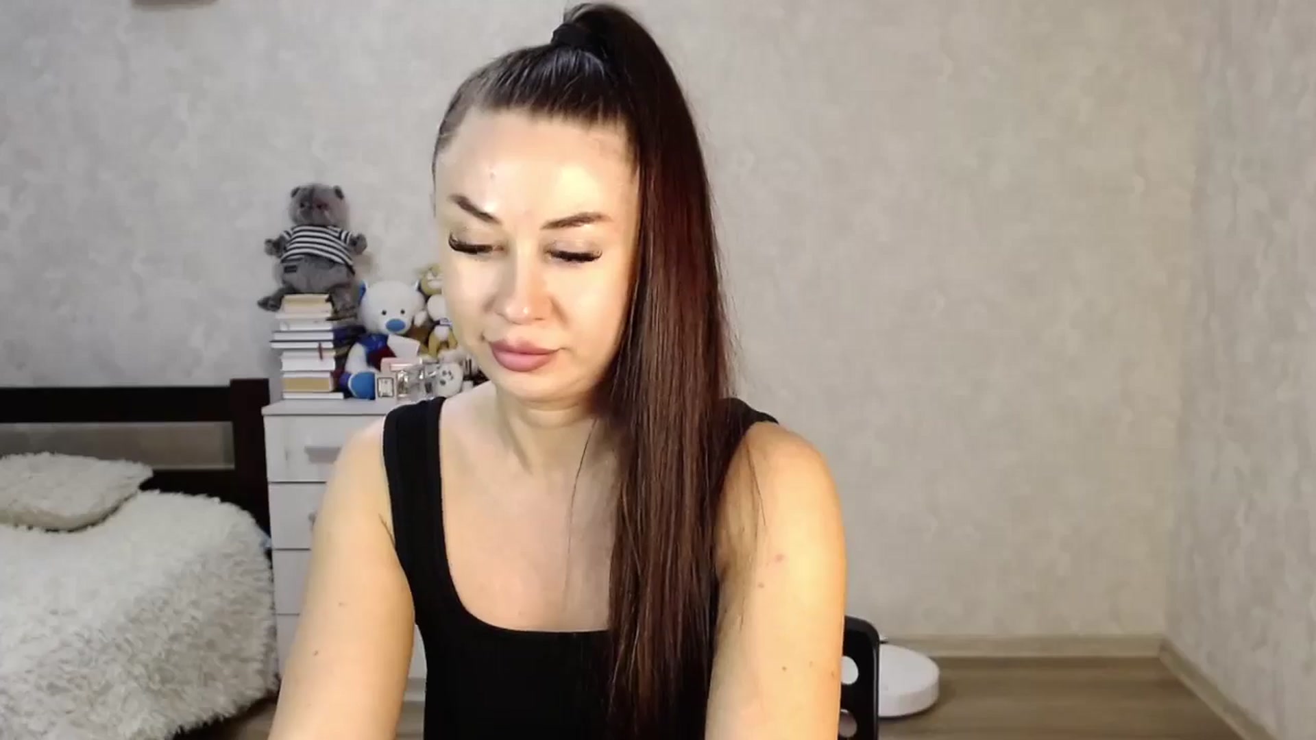 Gallery image thumbnail from SaintNicole's myfreecams stream on, 11/16/2024, 20:18 image 8 of 20