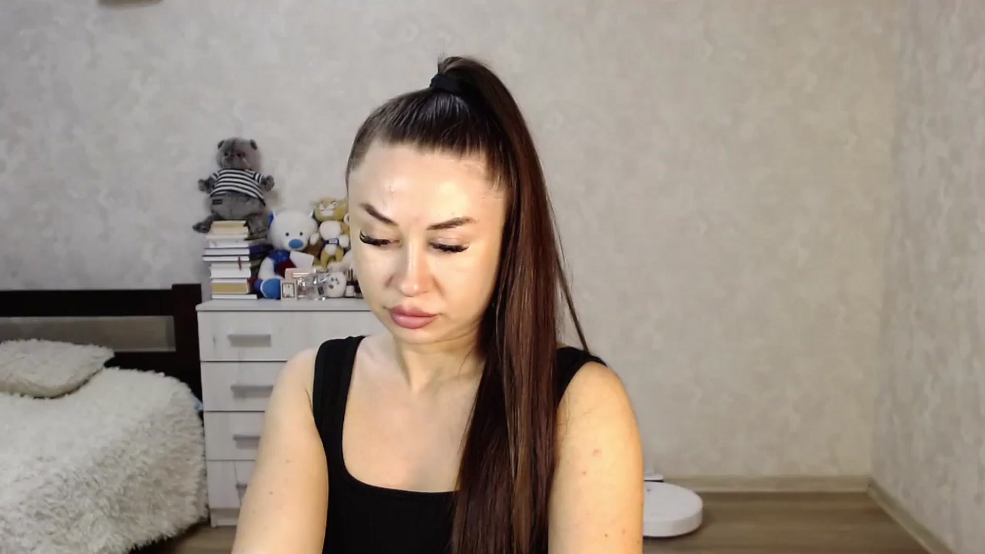 Gallery image thumbnail from SaintNicole's myfreecams stream on, 11/16/2024, 20:18 image 3 of 20
