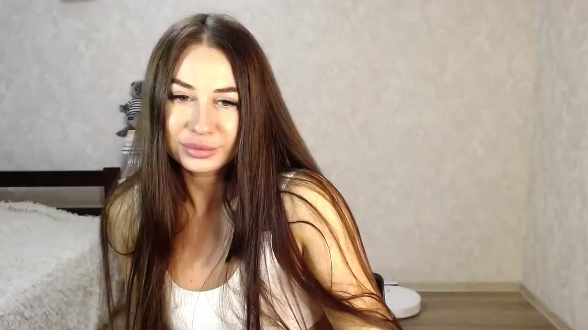 Gallery image thumbnail from SaintNicole's myfreecams stream on, 11/18/2024, 21:13 image 17 of 20