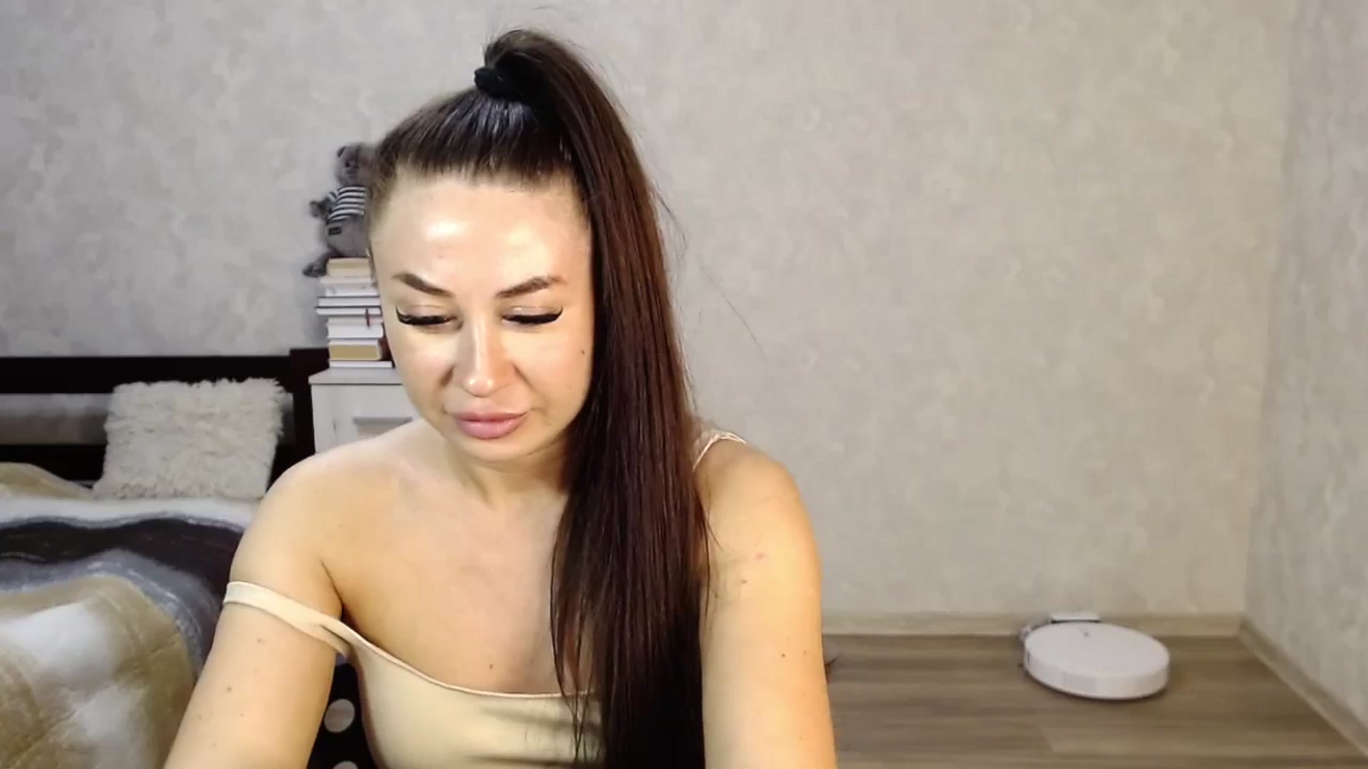 Gallery image thumbnail from SaintNicole's myfreecams stream on, 11/29/2024, 02:26 image 16 of 20
