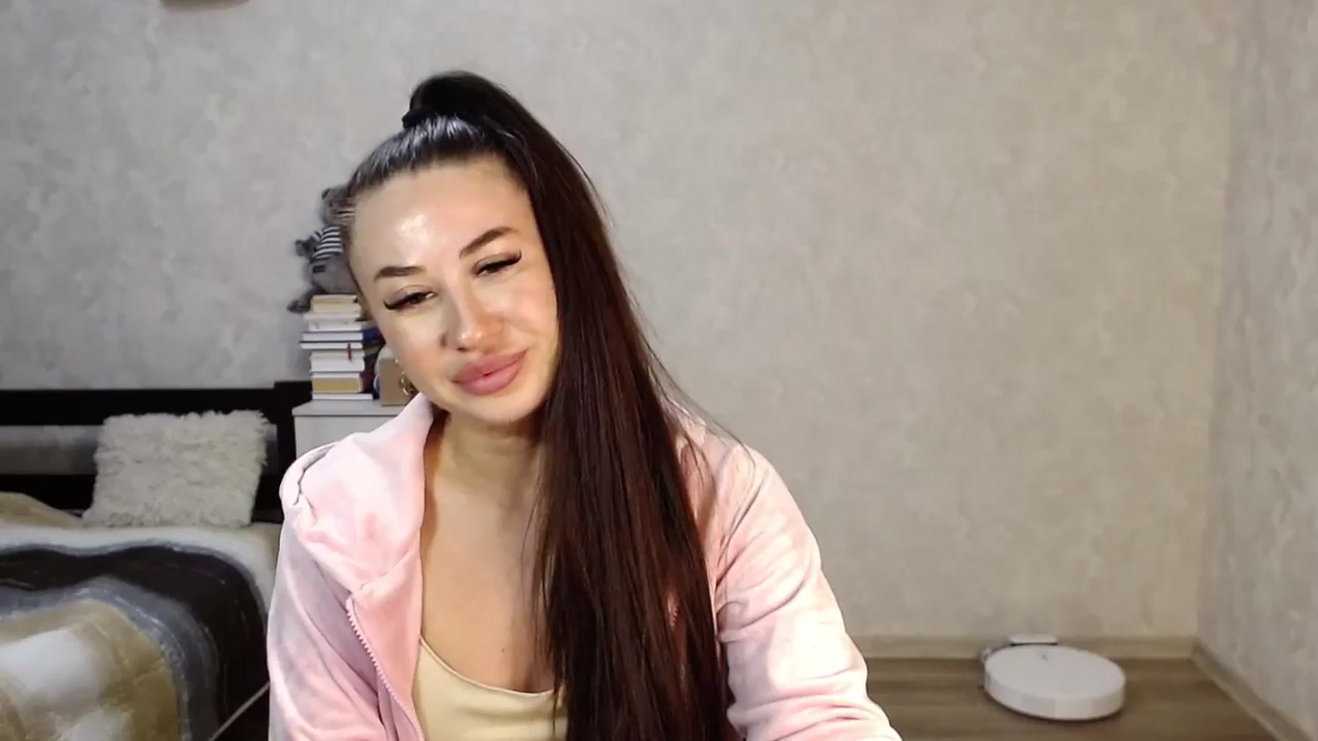 Gallery image thumbnail from SaintNicole's myfreecams stream on, 11/29/2024, 02:26 image 4 of 20