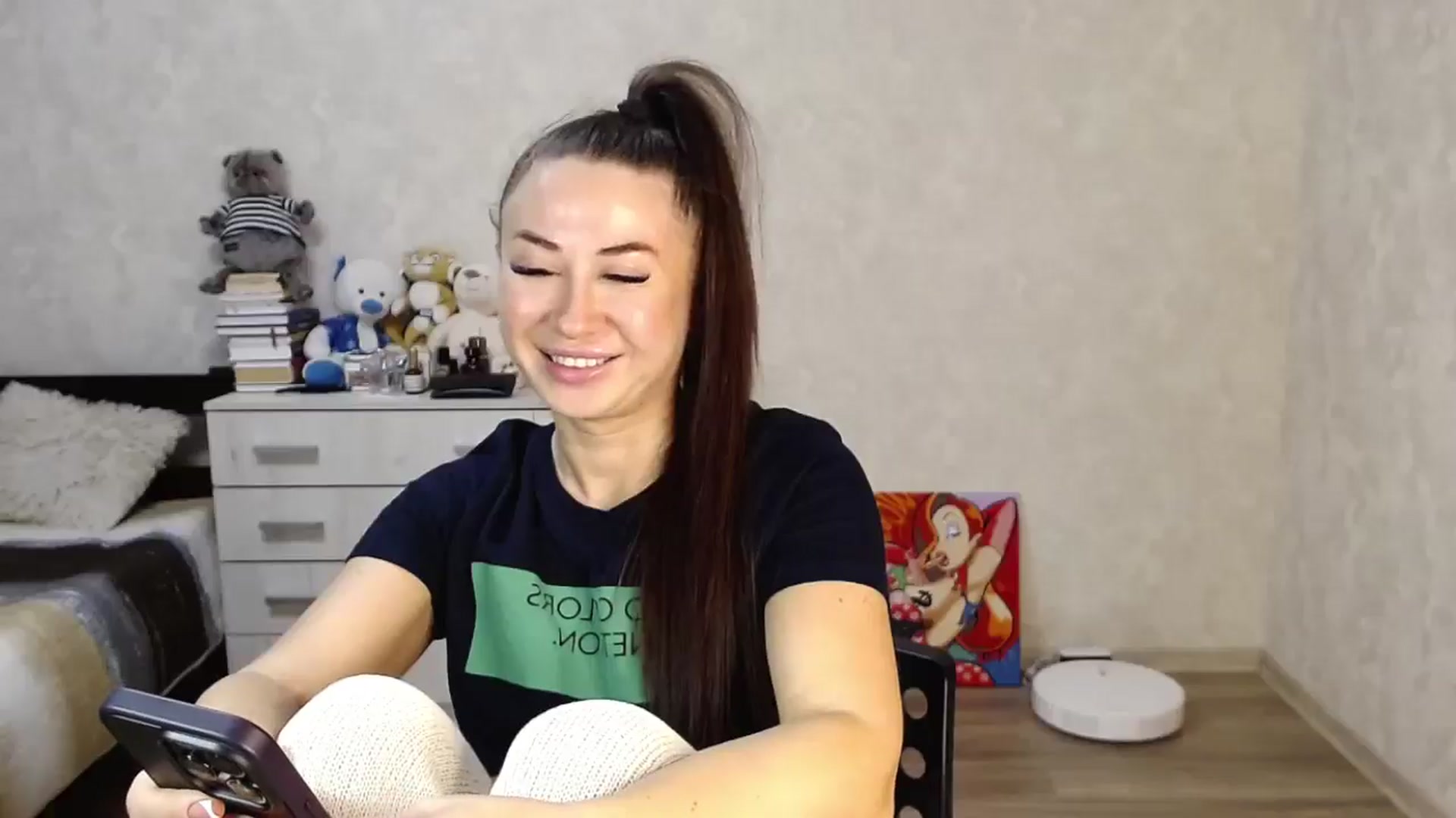 Gallery image thumbnail from SaintNicole's myfreecams stream on, 12/29/2024, 01:29 image 18 of 20
