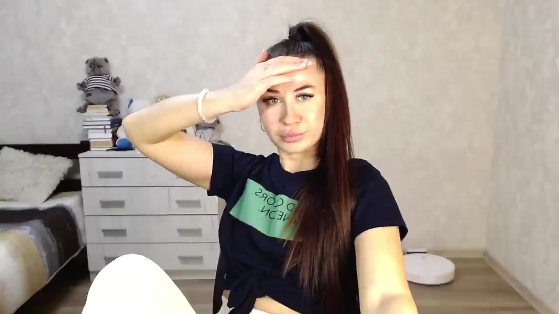 Gallery image thumbnail from SaintNicole's myfreecams stream on, 12/29/2024, 01:29 image 16 of 20