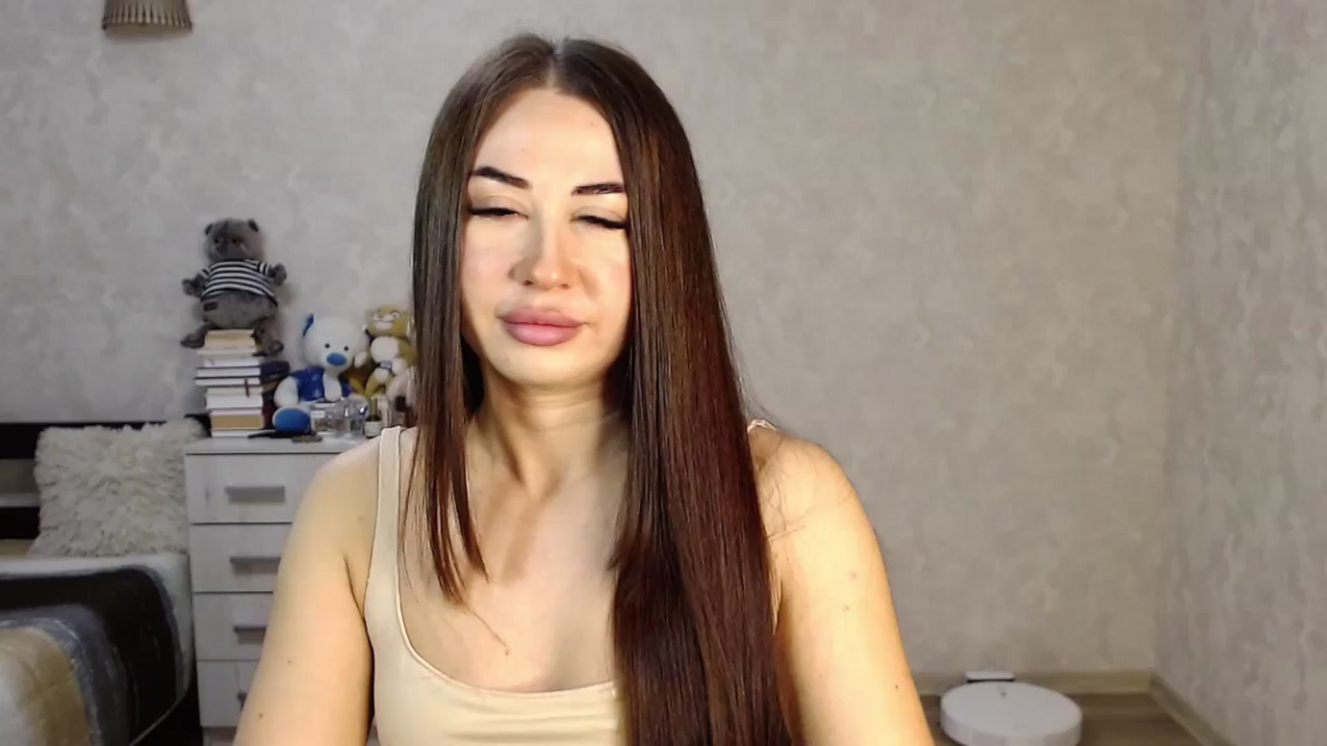 Gallery image thumbnail from SaintNicole's myfreecams stream on, 12/29/2024, 19:07 image 1 of 20