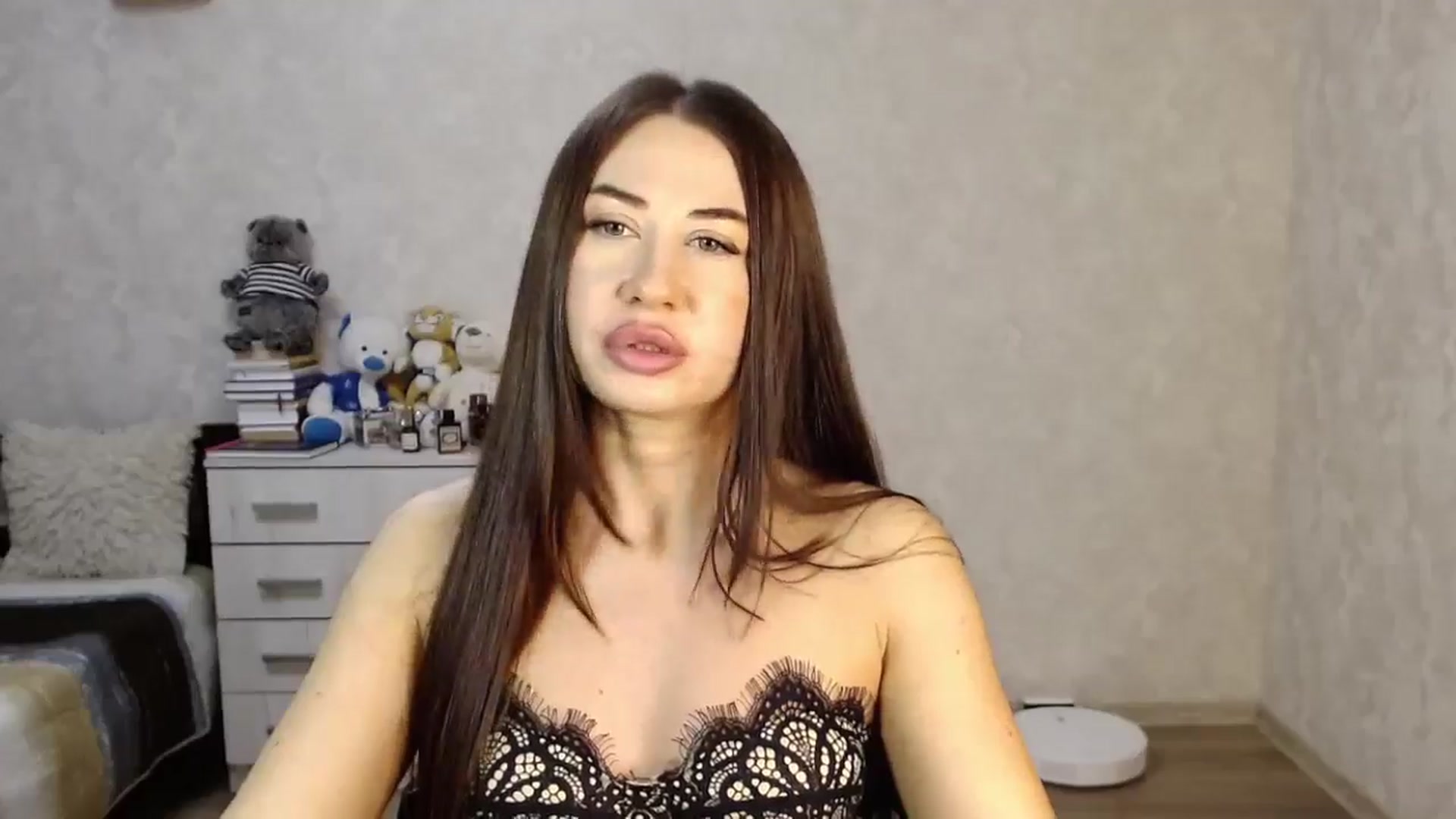 Gallery image thumbnail from SaintNicole's myfreecams stream on, 01/15/2025, 20:37 image 6 of 20