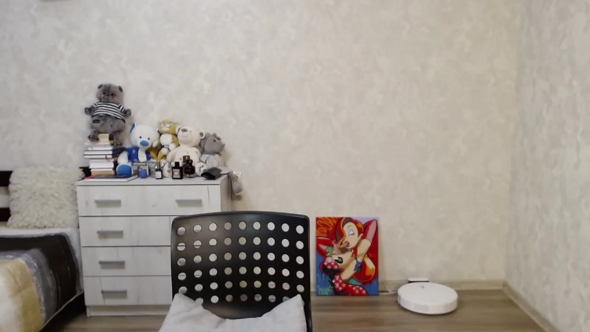 Gallery image thumbnail from SaintNicole's myfreecams stream on, 01/21/2025, 24:25 image 15 of 20
