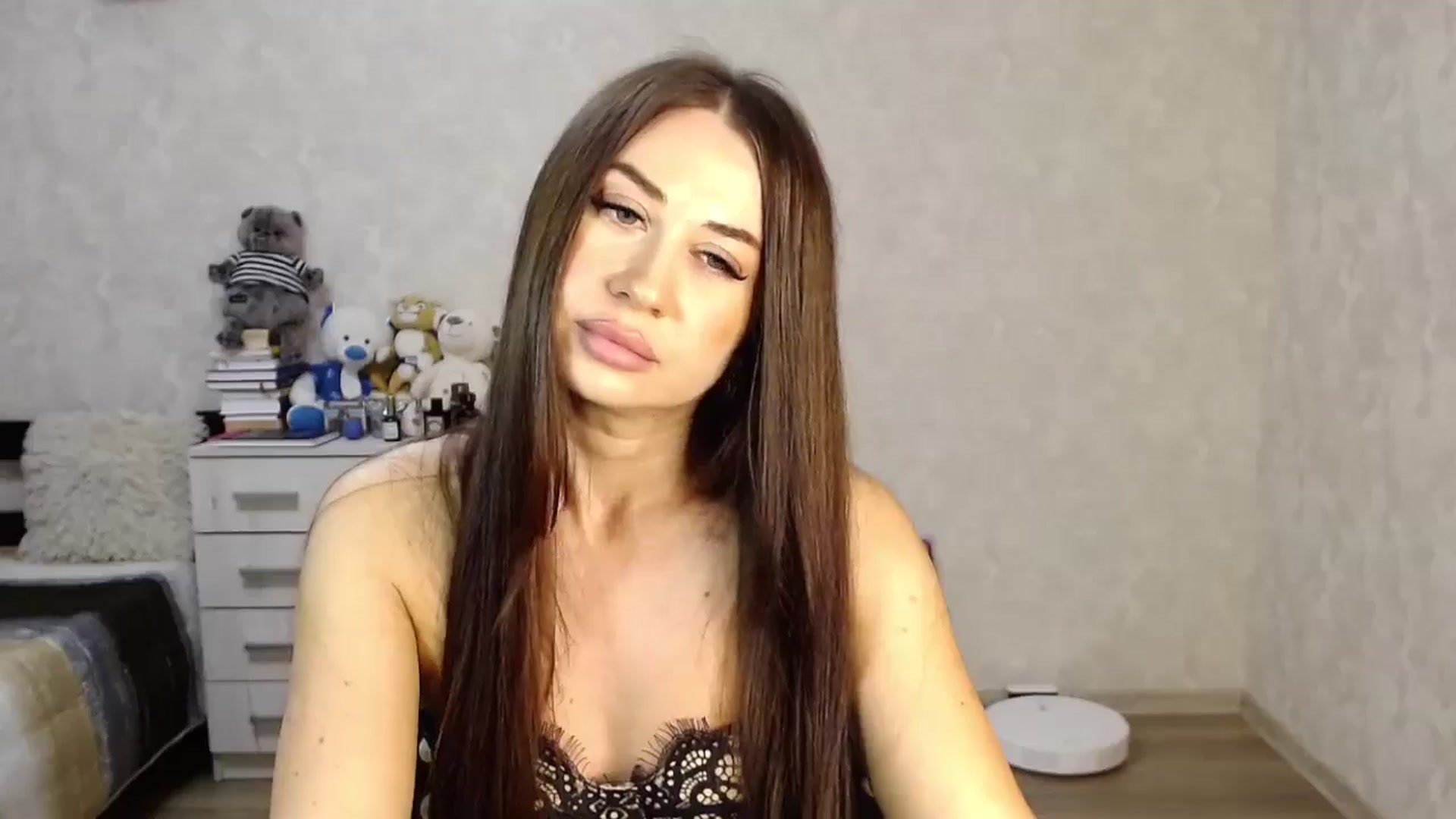 Gallery image thumbnail from SaintNicole's myfreecams stream on, 01/21/2025, 24:25 image 19 of 20