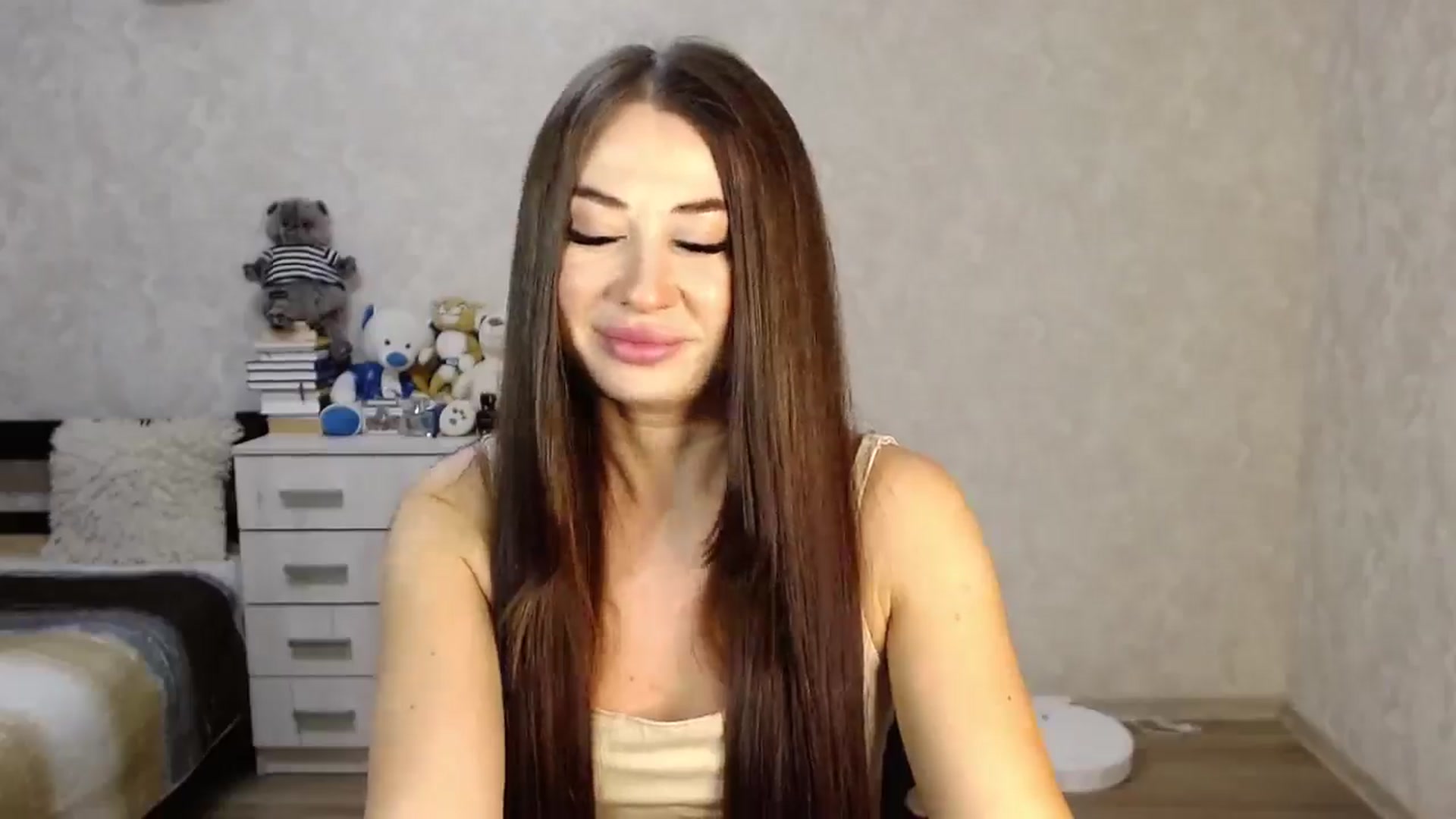 Gallery image thumbnail from SaintNicole's myfreecams stream on, 02/21/2025, 19:29 image 15 of 20