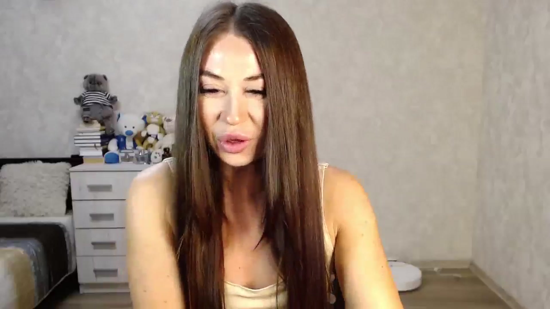 Gallery image thumbnail from SaintNicole's myfreecams stream on, 02/25/2025, 22:03 image 2 of 20