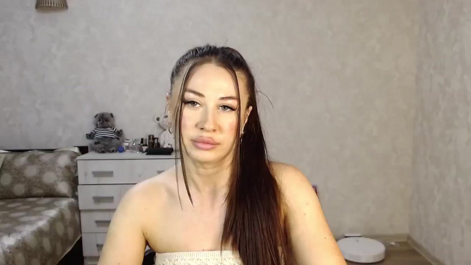 Gallery image thumbnail from SaintNicole's myfreecams stream on, 04/02/2025, 21:48 image 14 of 20