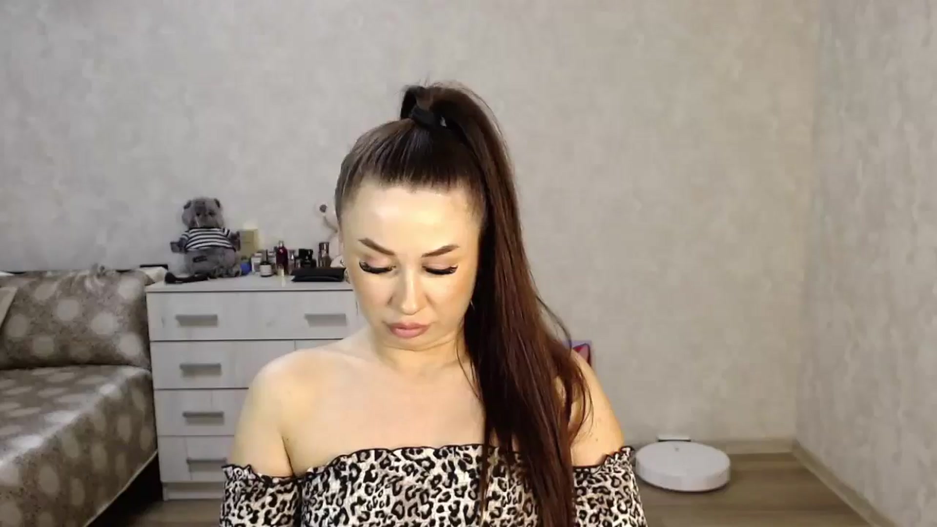 Gallery image thumbnail from SaintNicole's myfreecams stream on, 04/15/2025, 22:16 image 15 of 20