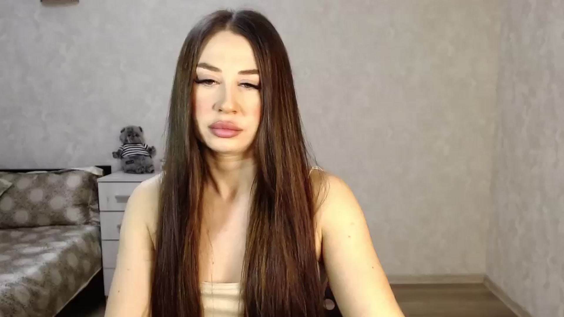 Gallery image thumbnail from SaintNicole's myfreecams stream on, 04/20/2025, 20:19 image 13 of 20