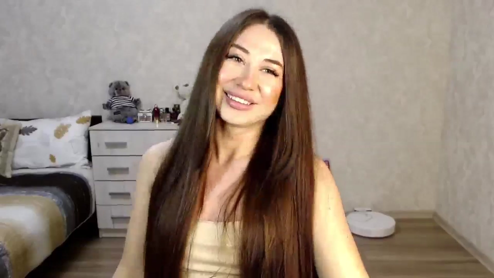 Gallery image thumbnail from SaintNicole's myfreecams stream on, 05/10/2025, 19:21 image 13 of 20