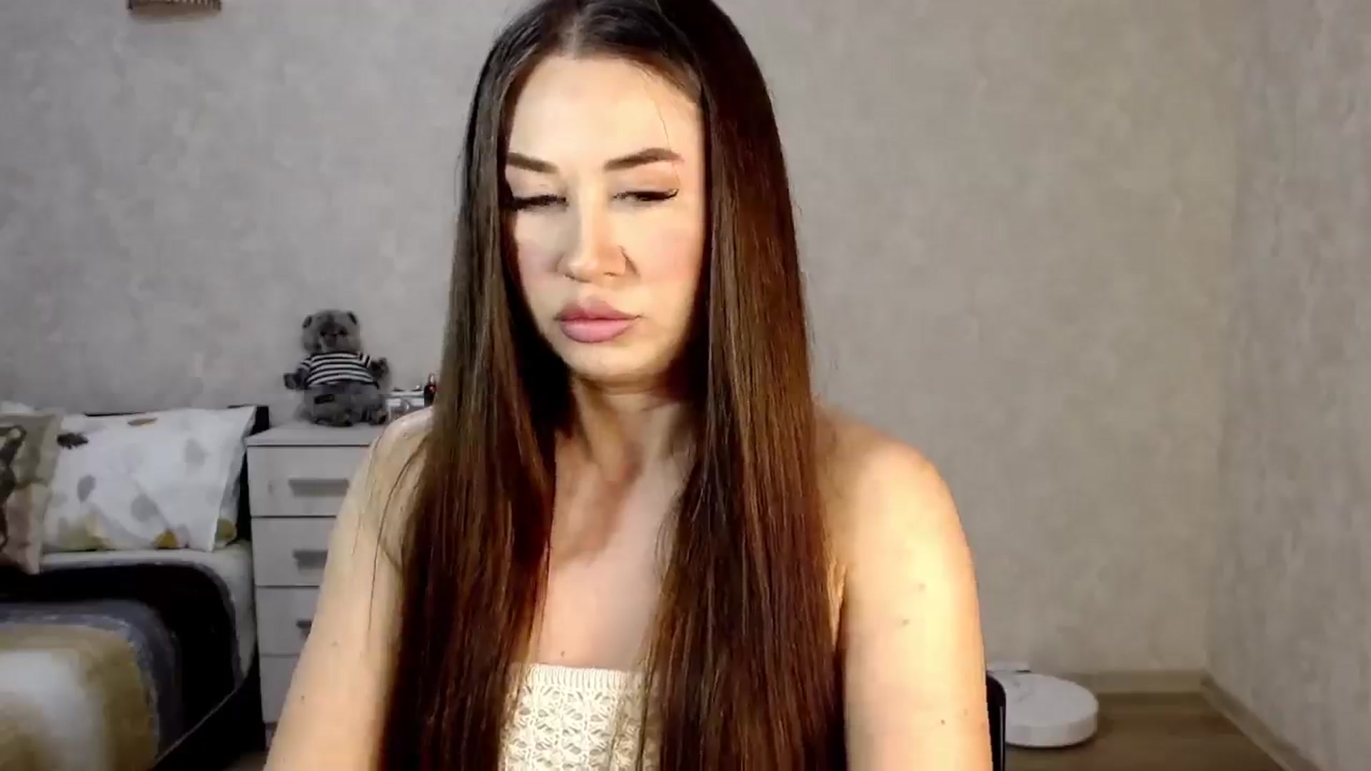 Gallery image thumbnail from SaintNicole's myfreecams stream on, 05/12/2025, 18:51 image 5 of 20