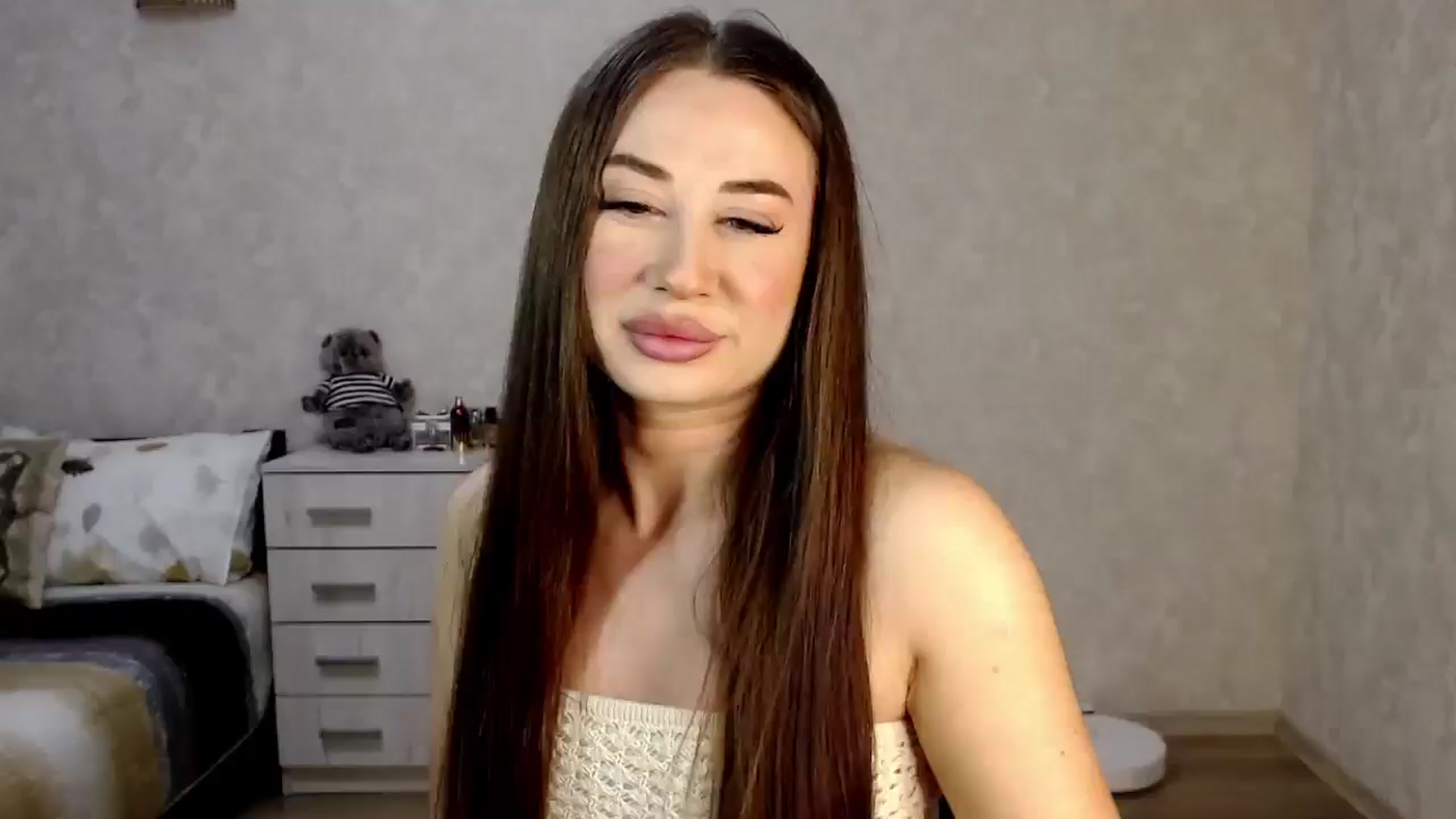 Gallery image thumbnail from SaintNicole's myfreecams stream on, 05/12/2025, 18:51 image 3 of 20