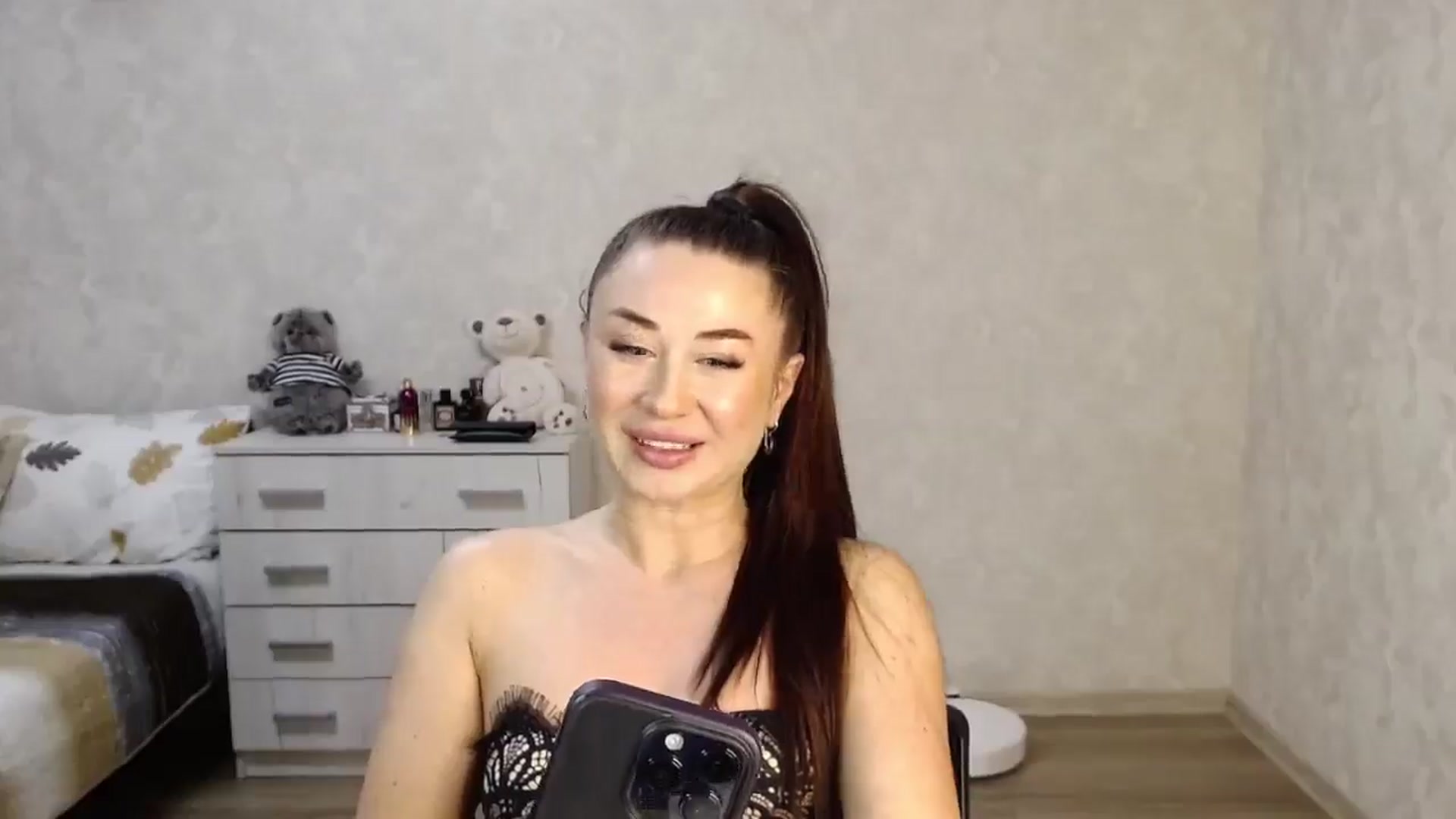 Gallery image thumbnail from SaintNicole's myfreecams stream on, 05/15/2025, 21:24 image 20 of 20