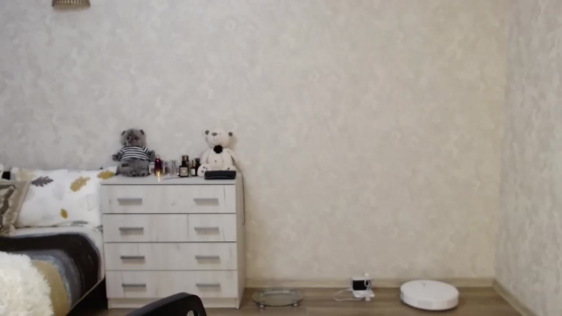 Gallery image thumbnail from SaintNicole's myfreecams stream on, 06/25/2025, 20:38 image 11 of 20