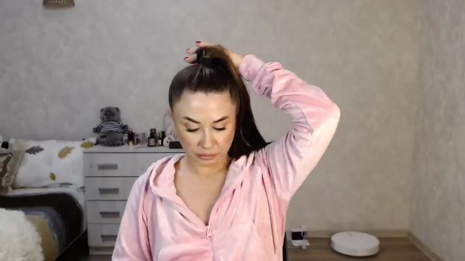 Gallery image thumbnail from SaintNicole's myfreecams stream on, 06/25/2025, 20:38 image 18 of 20