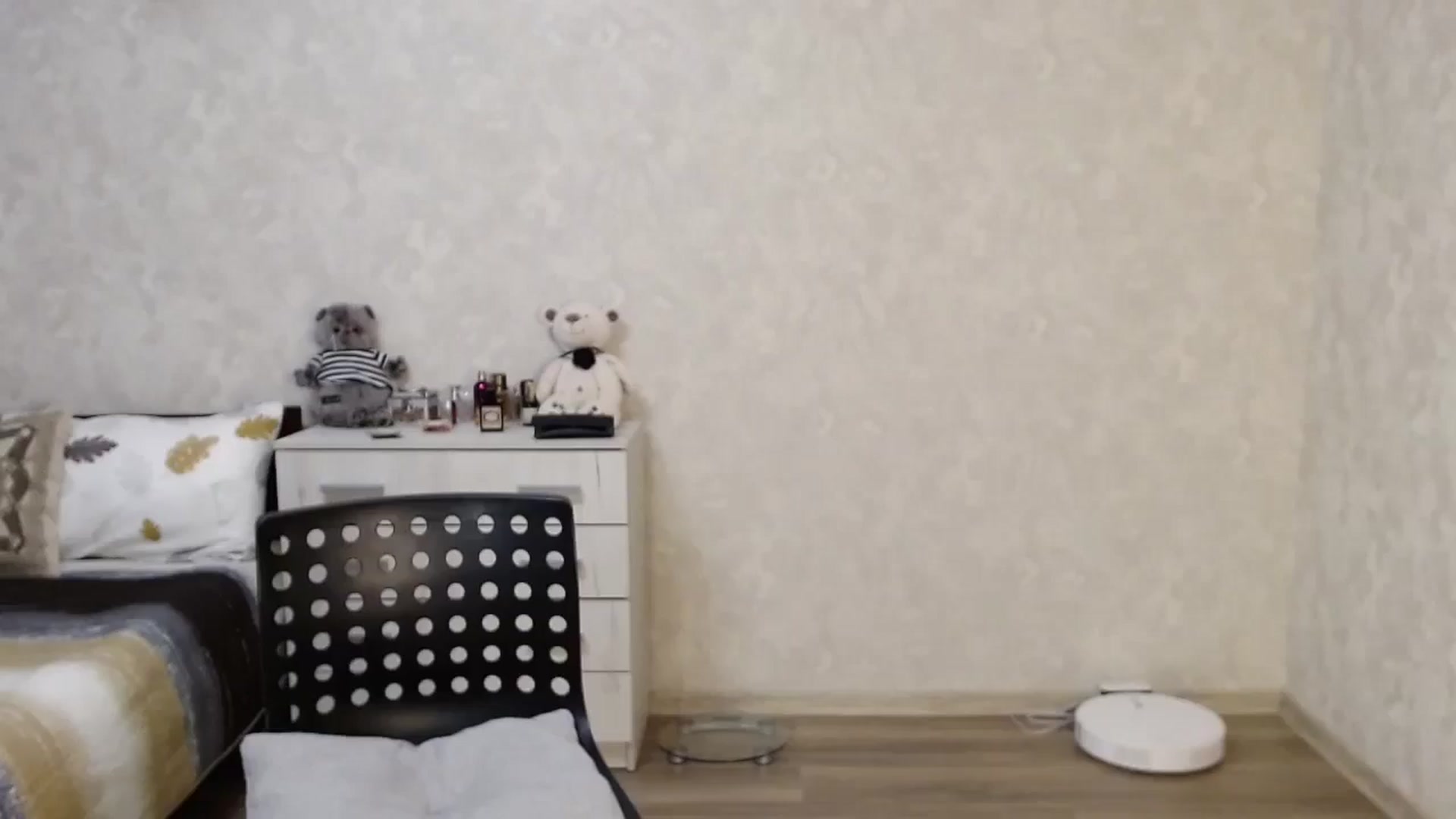Gallery image thumbnail from SaintNicole's myfreecams stream on, 07/19/2025, 18:41 image 4 of 20