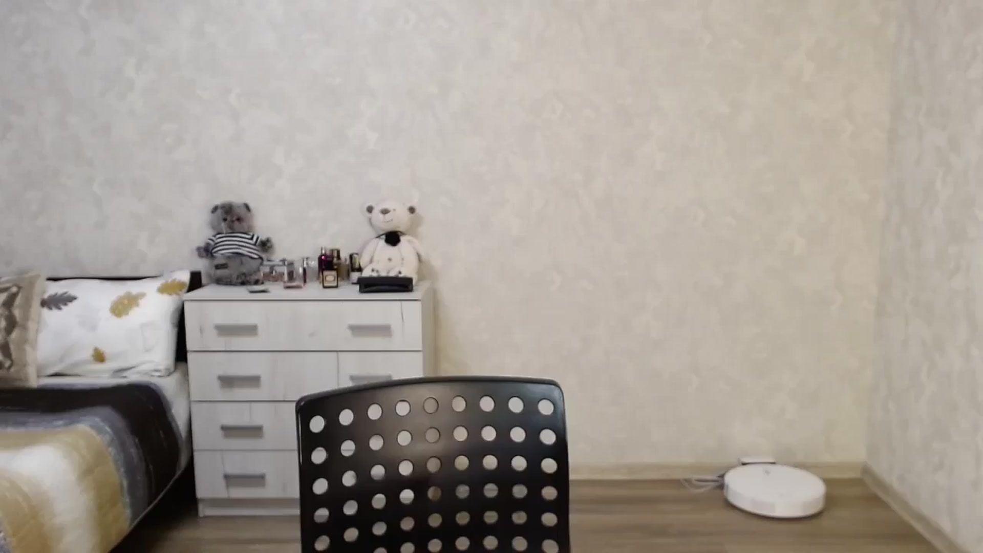 Gallery image thumbnail from SaintNicole's myfreecams stream on, 07/19/2025, 21:30 image 19 of 20