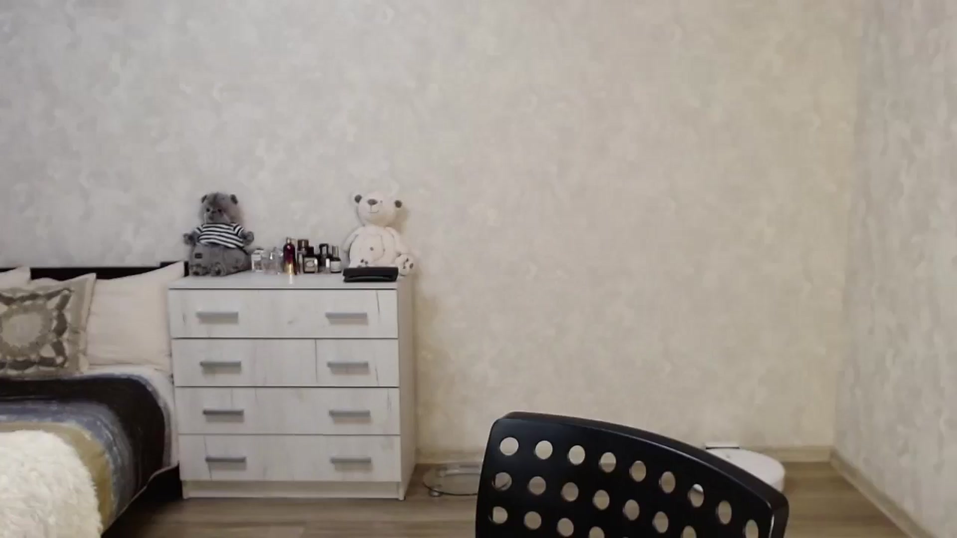 Gallery image thumbnail from SaintNicole's myfreecams stream on, 08/11/2025, 22:11 image 1 of 20