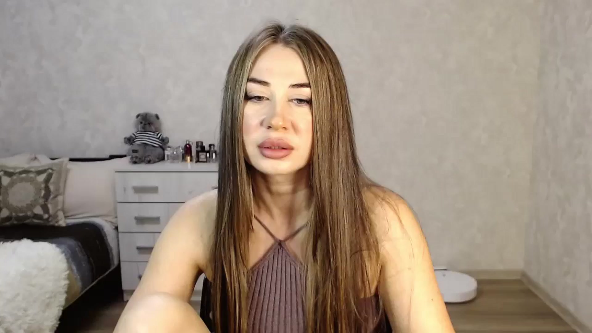 Gallery image thumbnail from SaintNicole's myfreecams stream on, 08/13/2025, 18:10 image 8 of 20