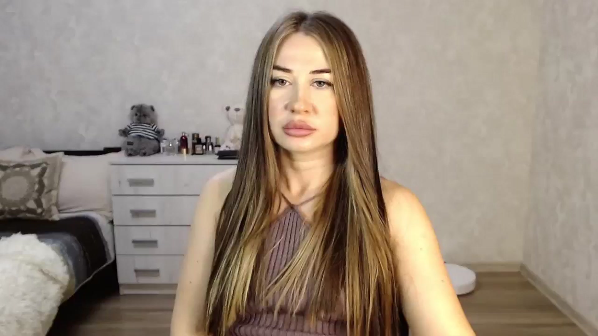 Gallery image thumbnail from SaintNicole's myfreecams stream on, 08/13/2025, 19:38 image 15 of 20