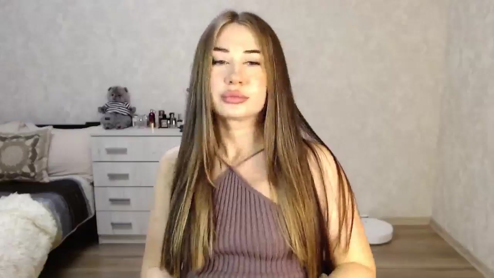 Gallery image thumbnail from SaintNicole's myfreecams stream on, 08/13/2025, 19:38 image 14 of 20