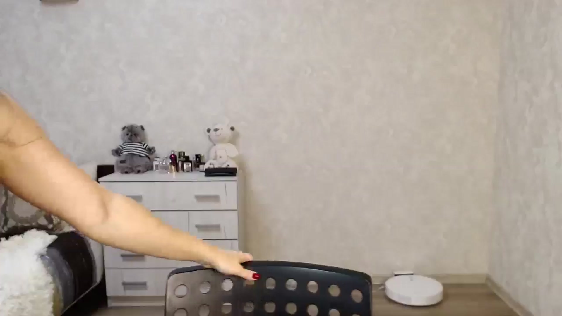 Gallery image thumbnail from SaintNicole's myfreecams stream on, 08/20/2025, 22:56 image 3 of 20