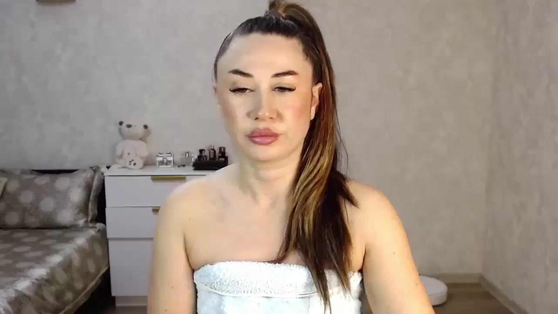 Gallery image thumbnail from SaintNicole's myfreecams stream on, 10/16/2025, 20:36 image 19 of 20