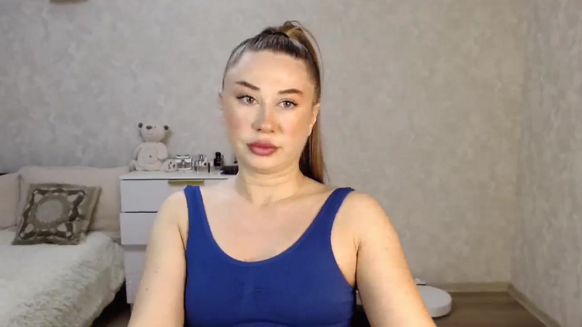 Gallery image thumbnail from SaintNicole's myfreecams stream on, 12/05/2025, 19:53 image 20 of 20