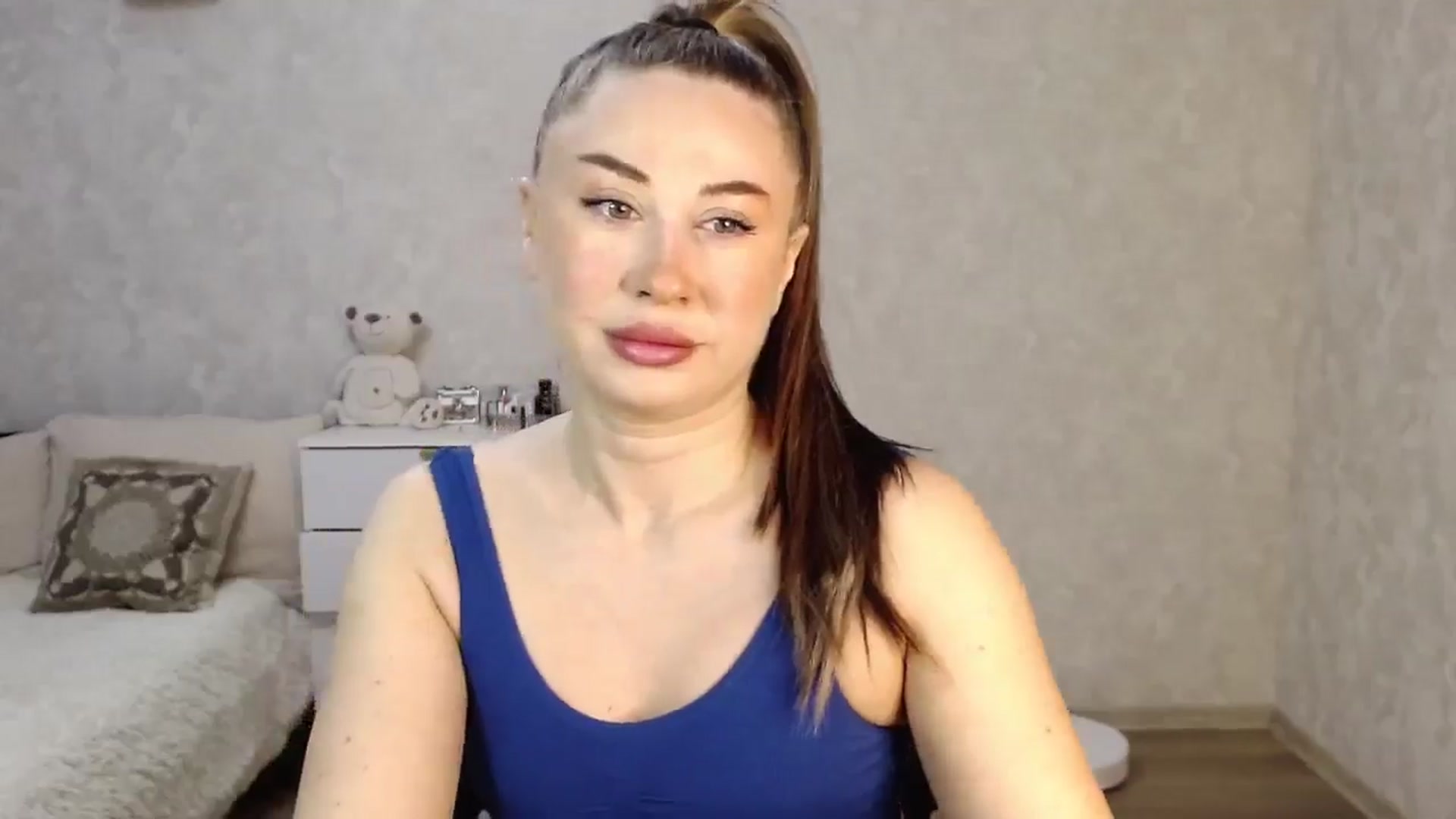 Gallery image thumbnail from SaintNicole's myfreecams stream on, 12/05/2025, 19:53 image 2 of 20