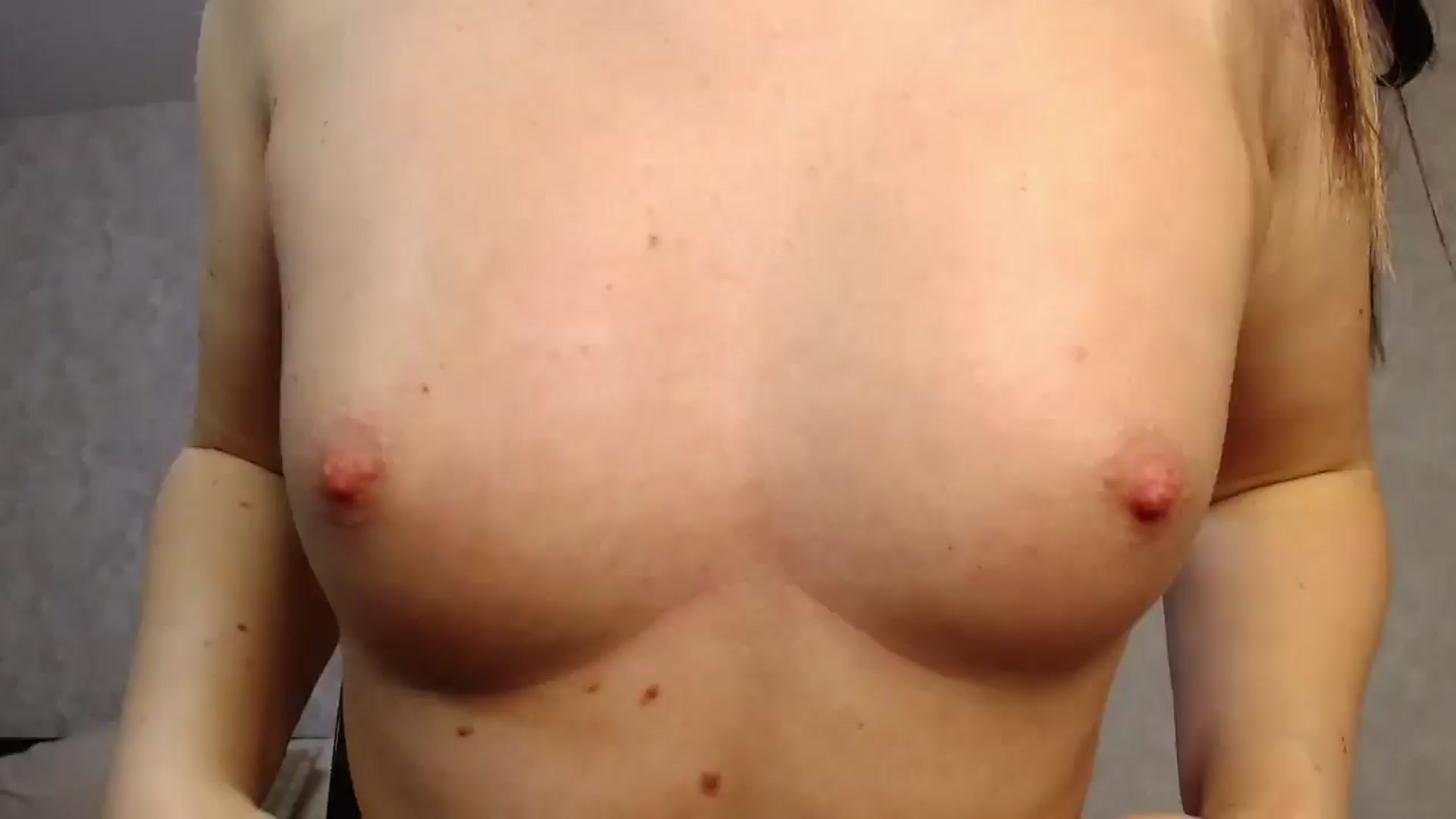 Gallery image thumbnail from SaintNicole's myfreecams stream on, 12/27/2025, 18:38 image 14 of 20
