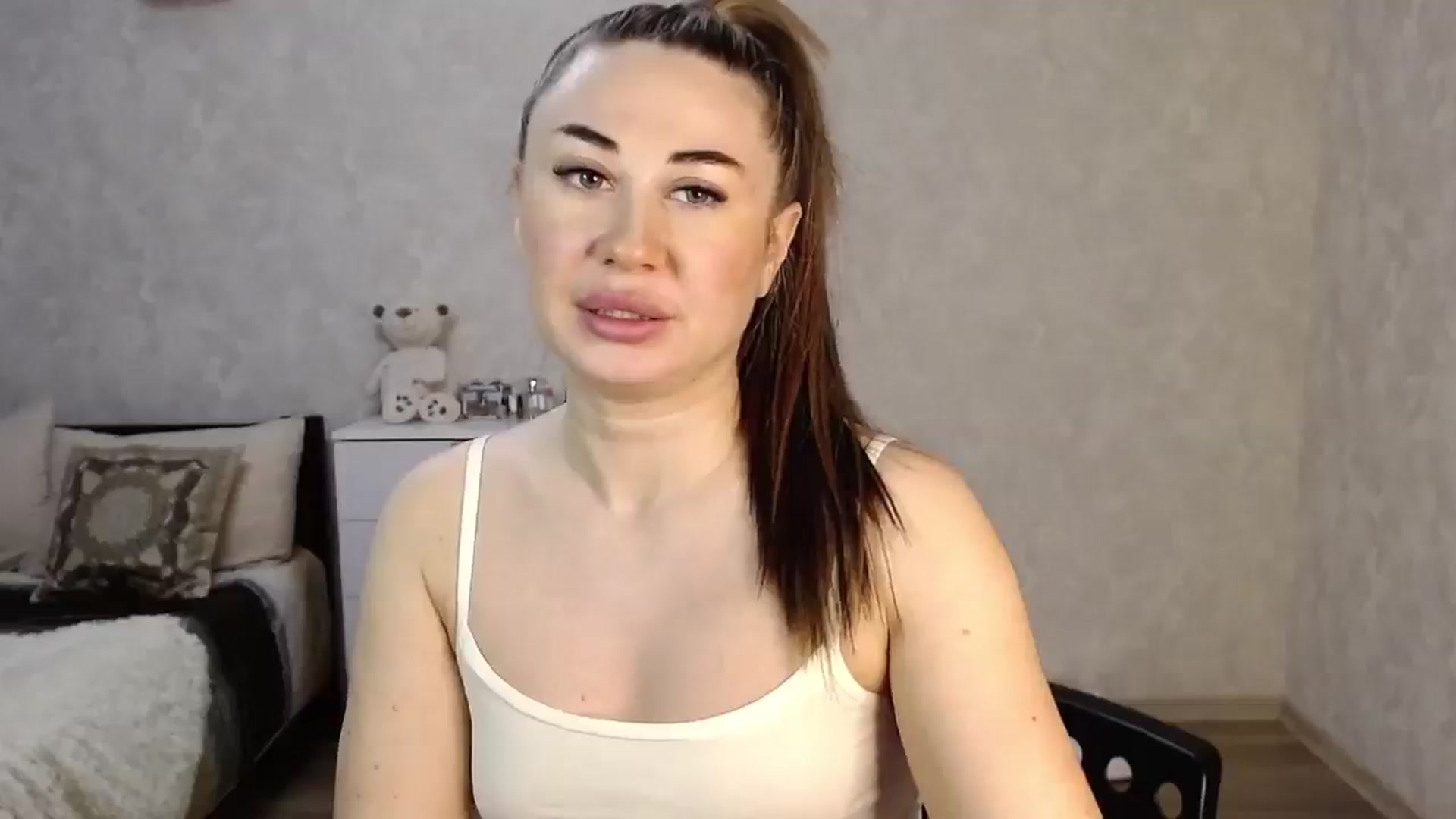 Gallery image thumbnail from SaintNicole's myfreecams stream on, 12/27/2025, 18:38 image 16 of 20
